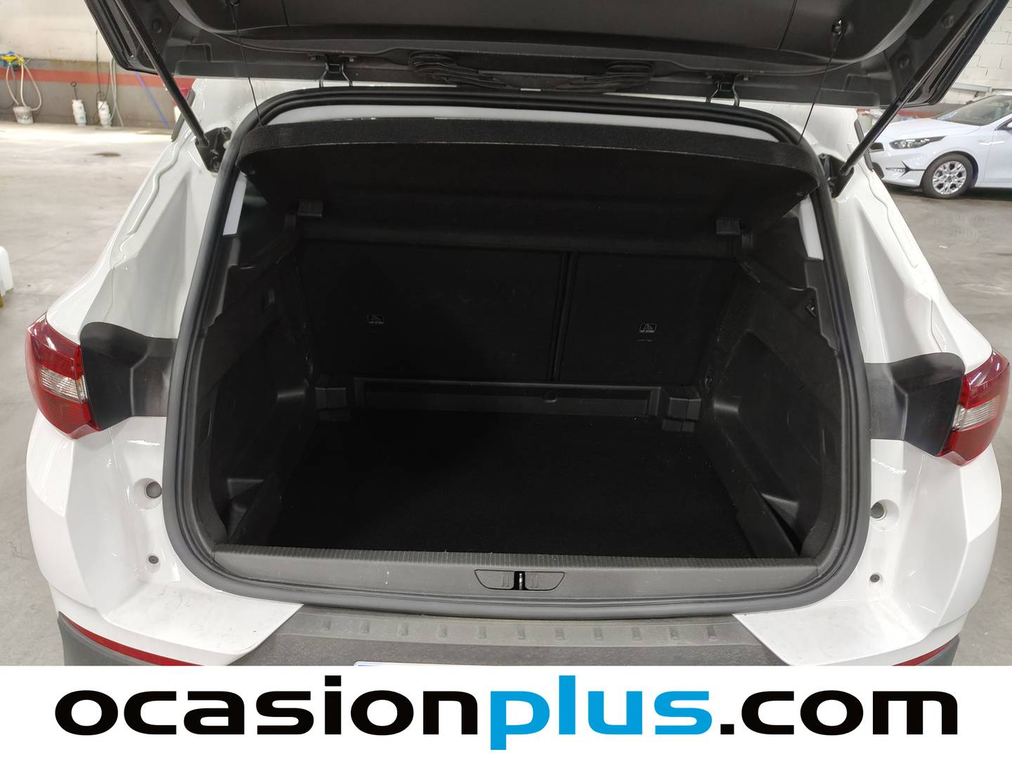 Foto Opel Grandland X Opel Grandland X 1.2 Turbo Edition (130 CV)