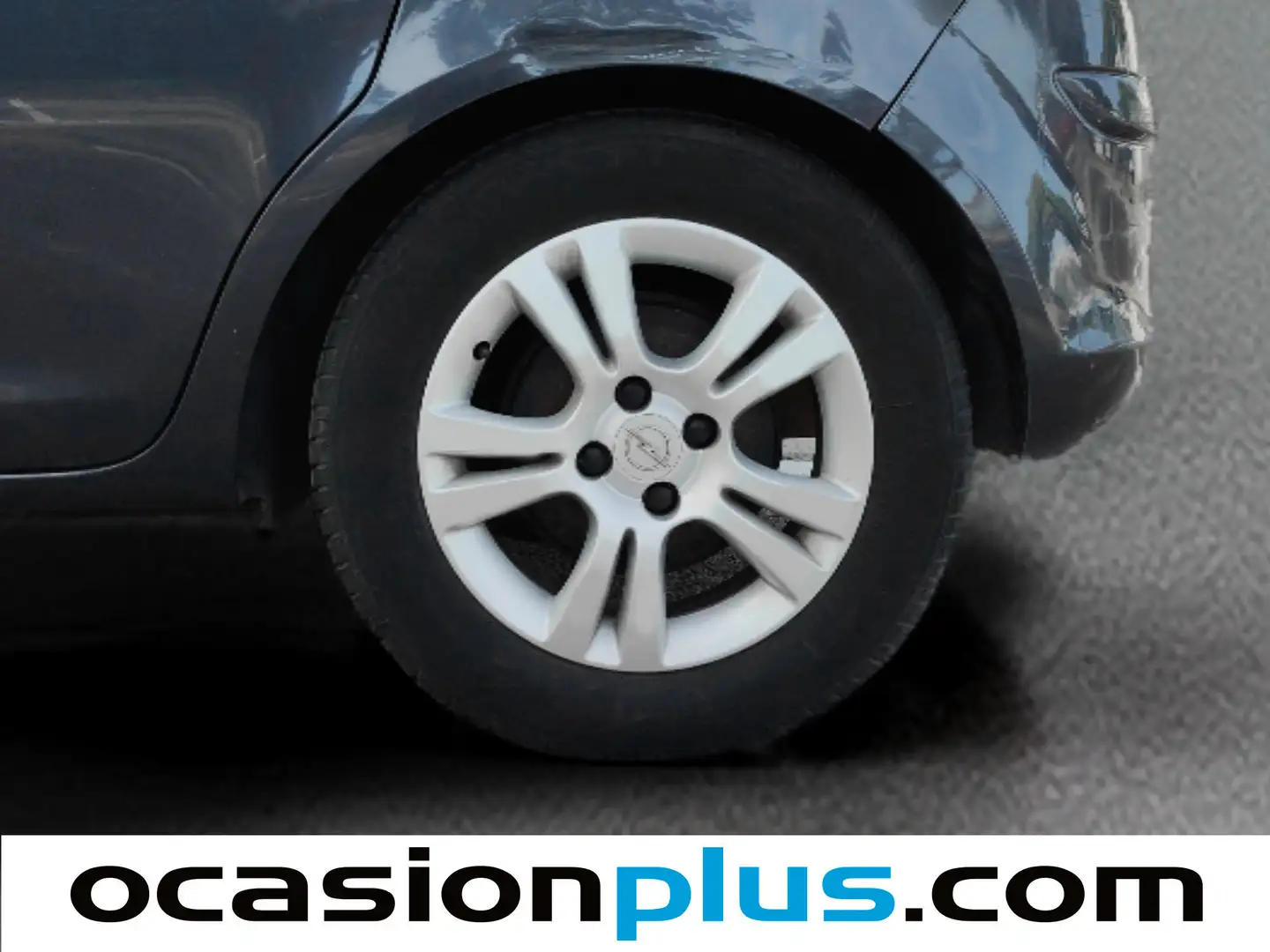 Foto Opel Corsa Opel Corsa 1.2 C'Mon (85 CV)