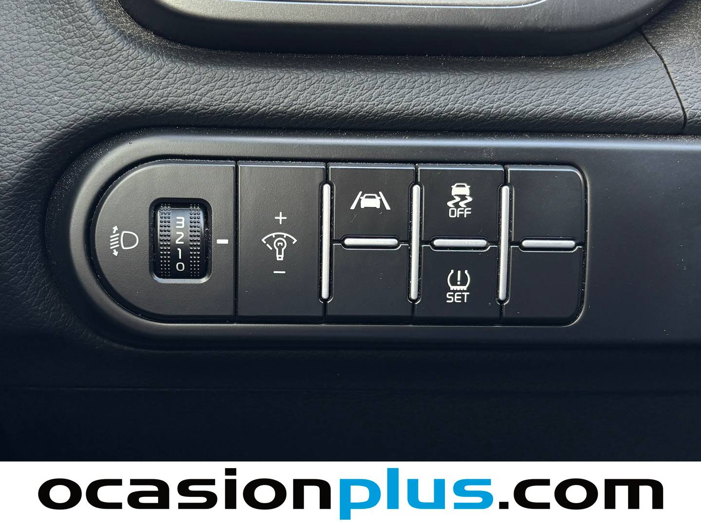 Acabados KIA Ceed KIA Ceed 1.6 MHEV iMT Drive (136 CV)