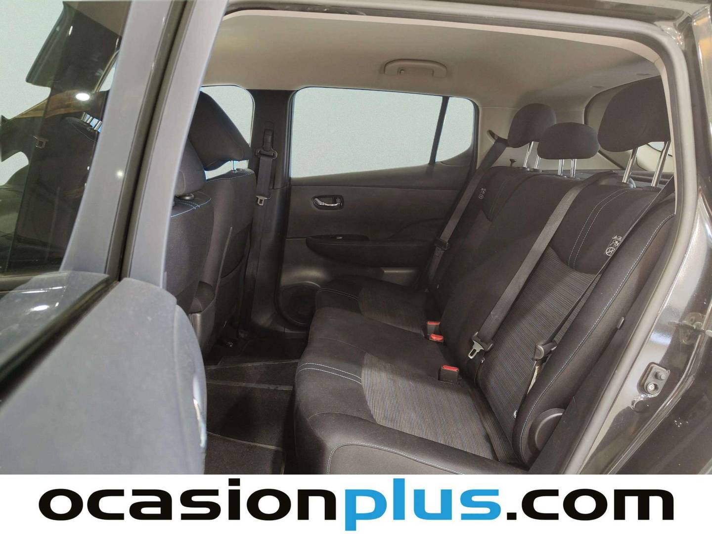 Foto asientos traseros Nissan LEAF Nissan Leaf 40kWh N-Connecta (150 CV)