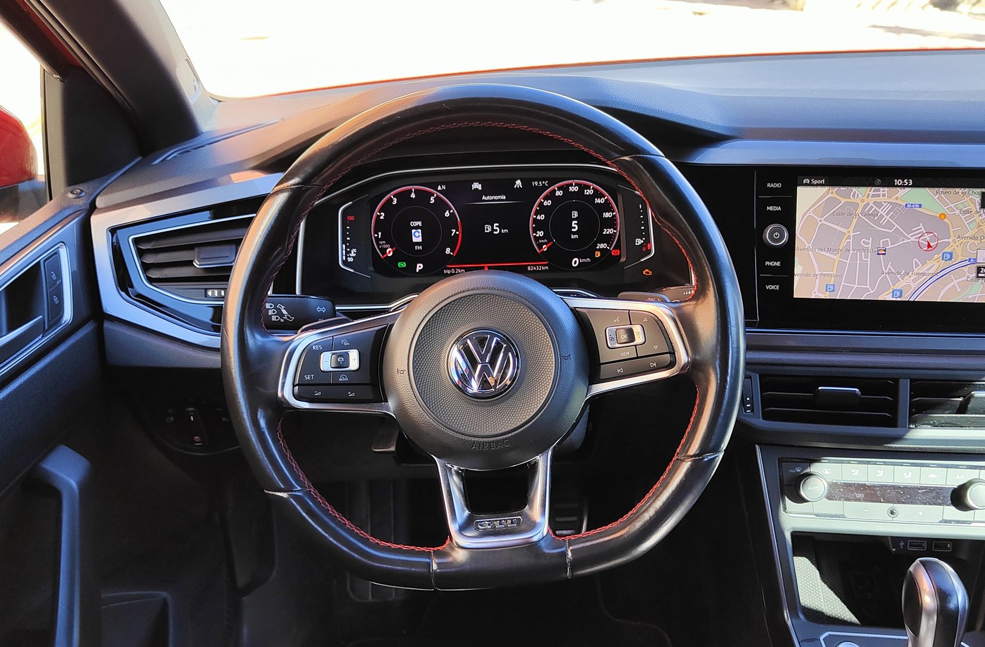 Volkswagen Polo GTI 2.0 TSI DSG - foto 22