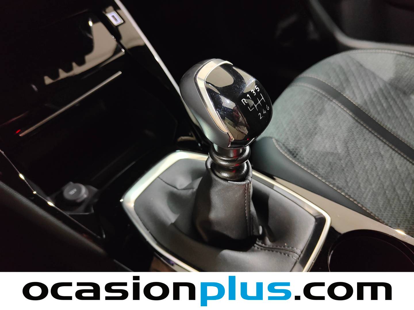 Foto Peugeot 2008 Peugeot 2008 PureTech 100 S&S Allure (100 CV)