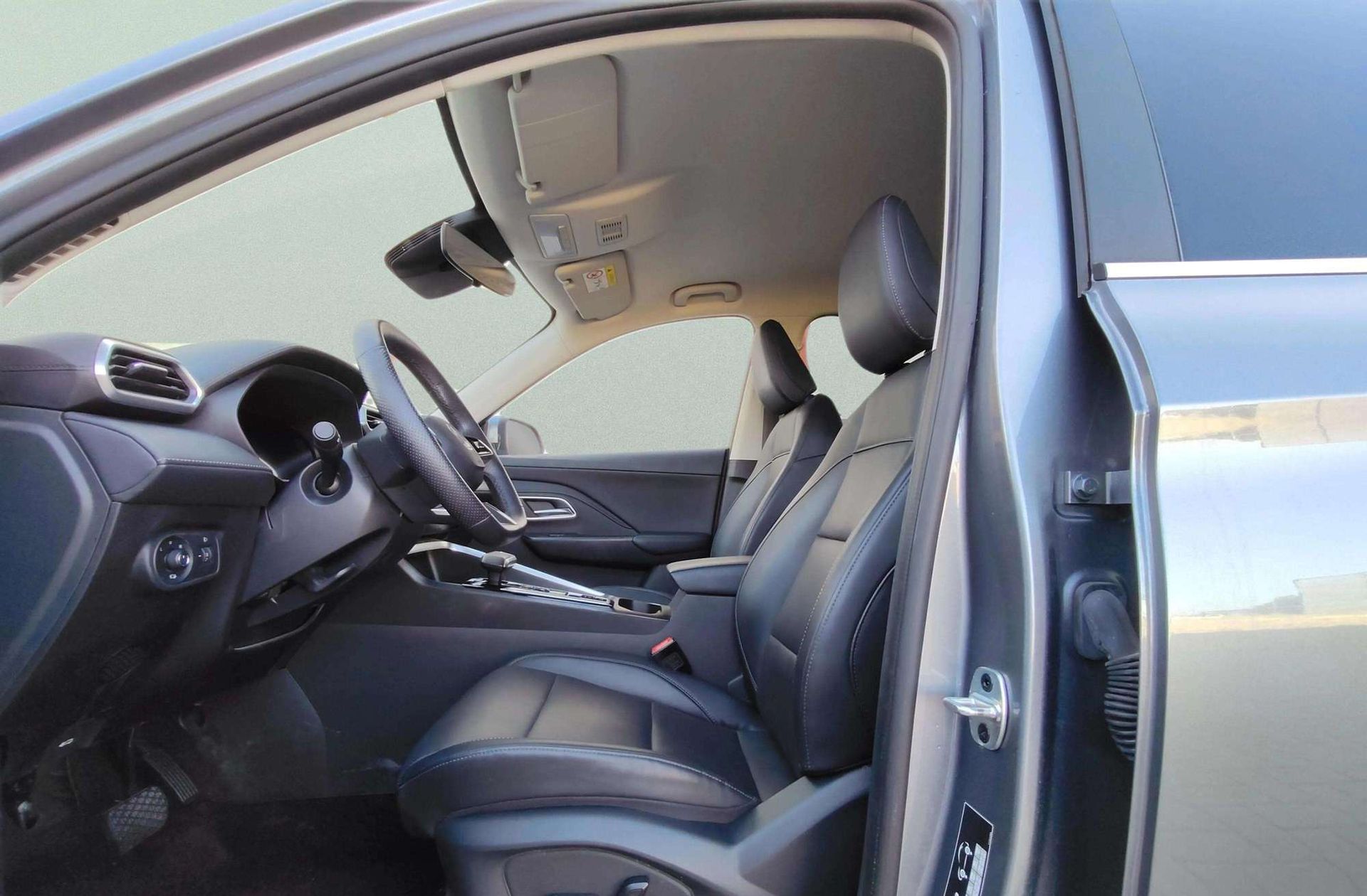 MG ZS 1.5 Hybrid+ Luxury - foto 12