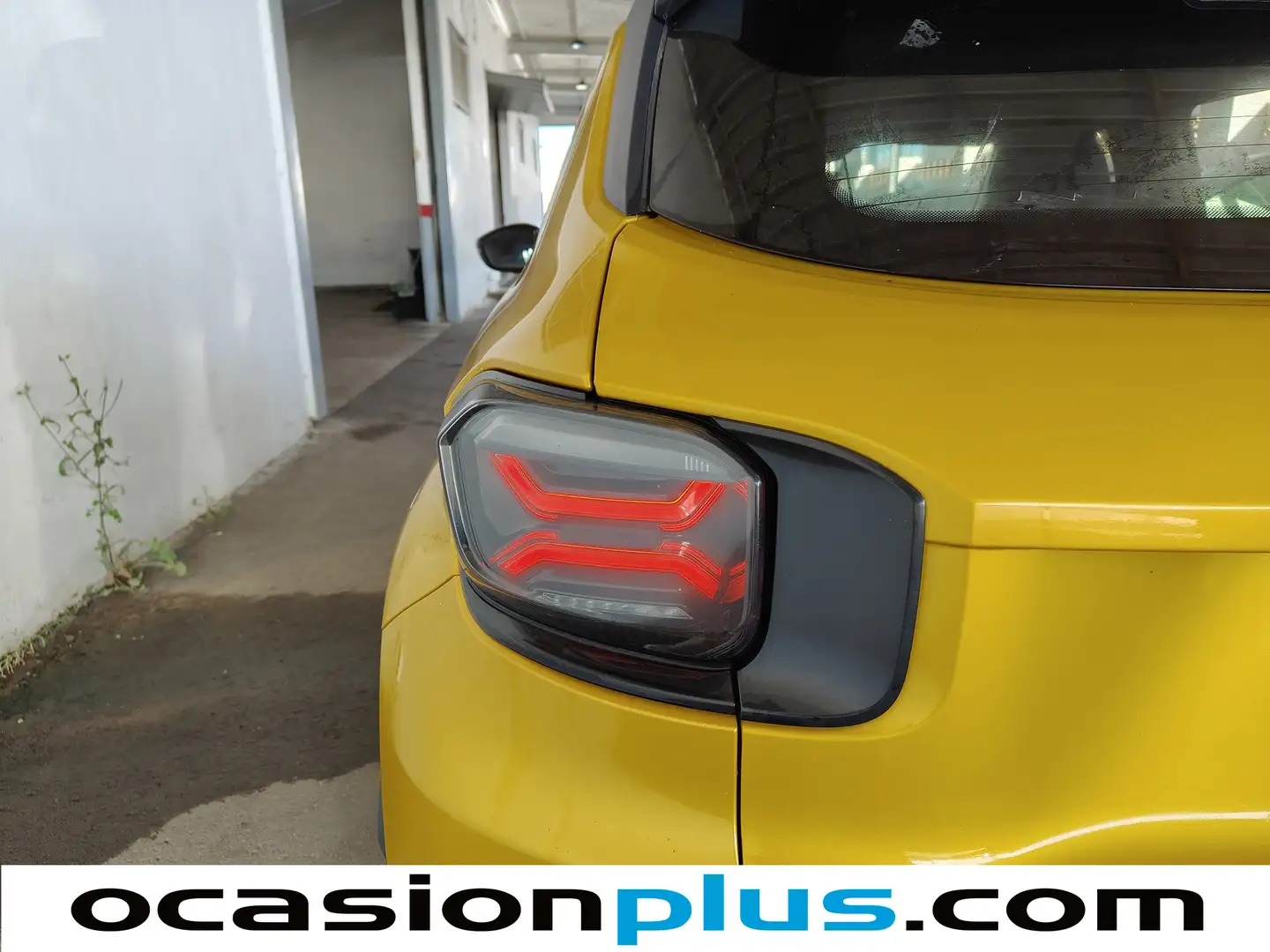 Foto Jeep Avenger Jeep Avenger 1.2 G Summit (100 CV)