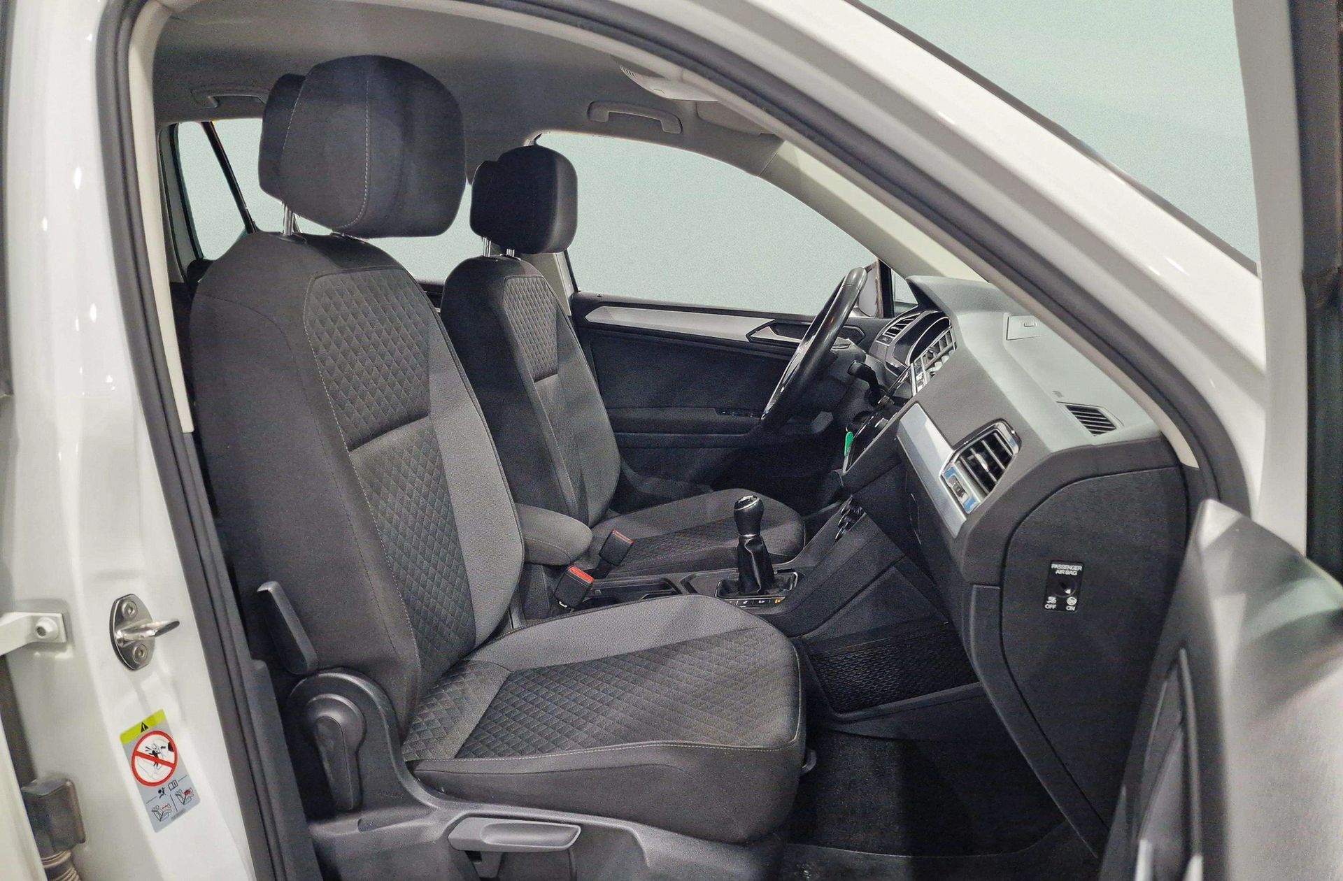 Volkswagen Tiguan Advance 2.0 TDI Pack R-Line - foto 21