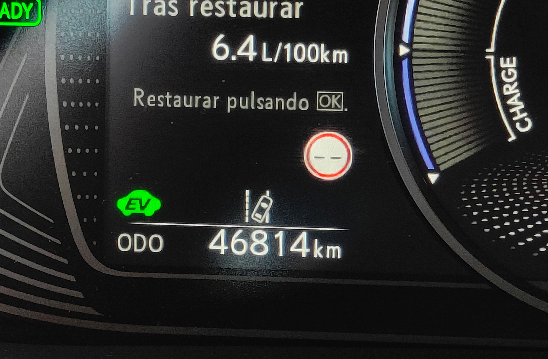 Lexus UX 250h Premium - foto 10