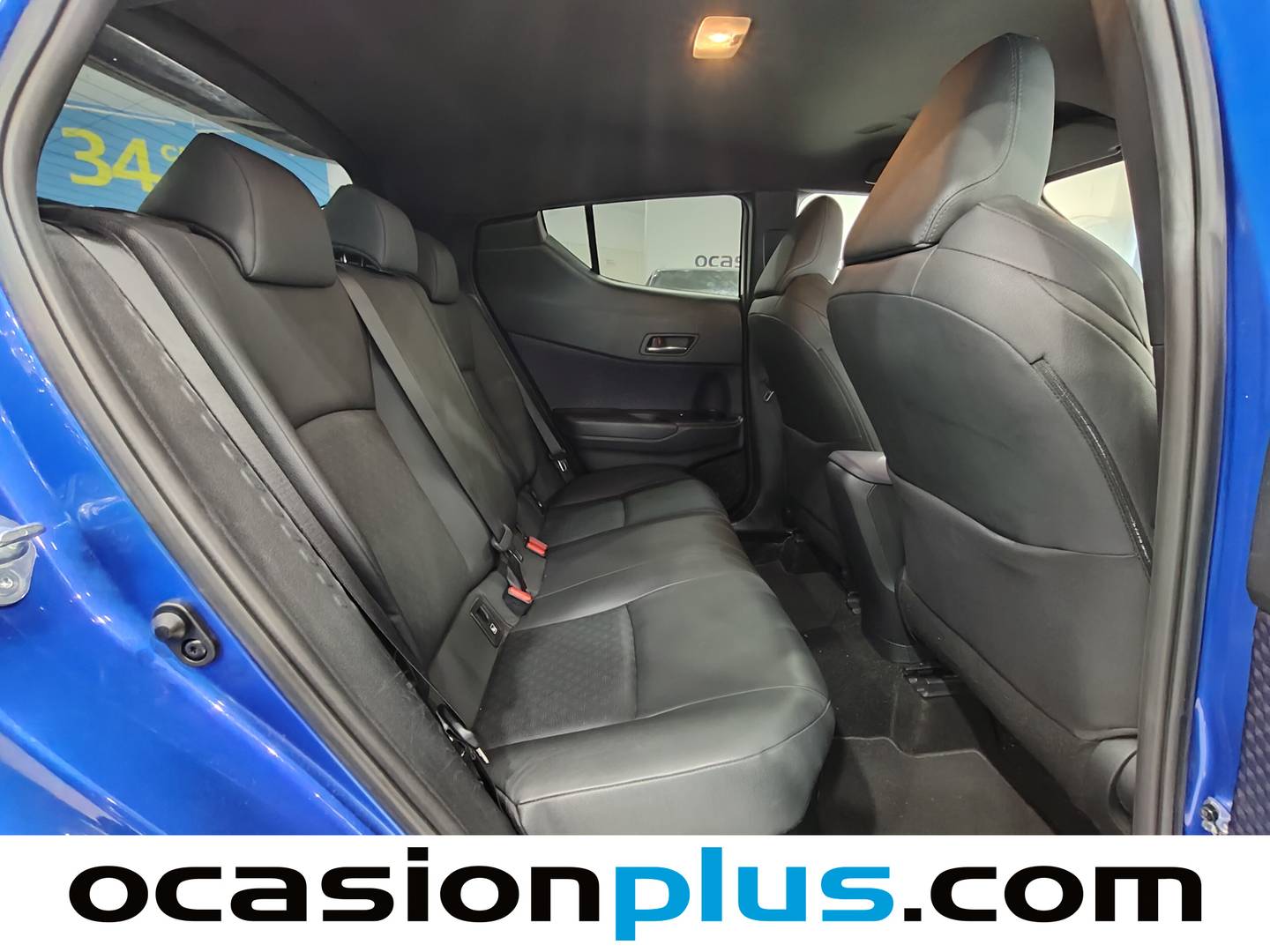 Foto Toyota C-HR Toyota C-HR 1.8 125H Dynamic Plus 90 kW (122 CV)