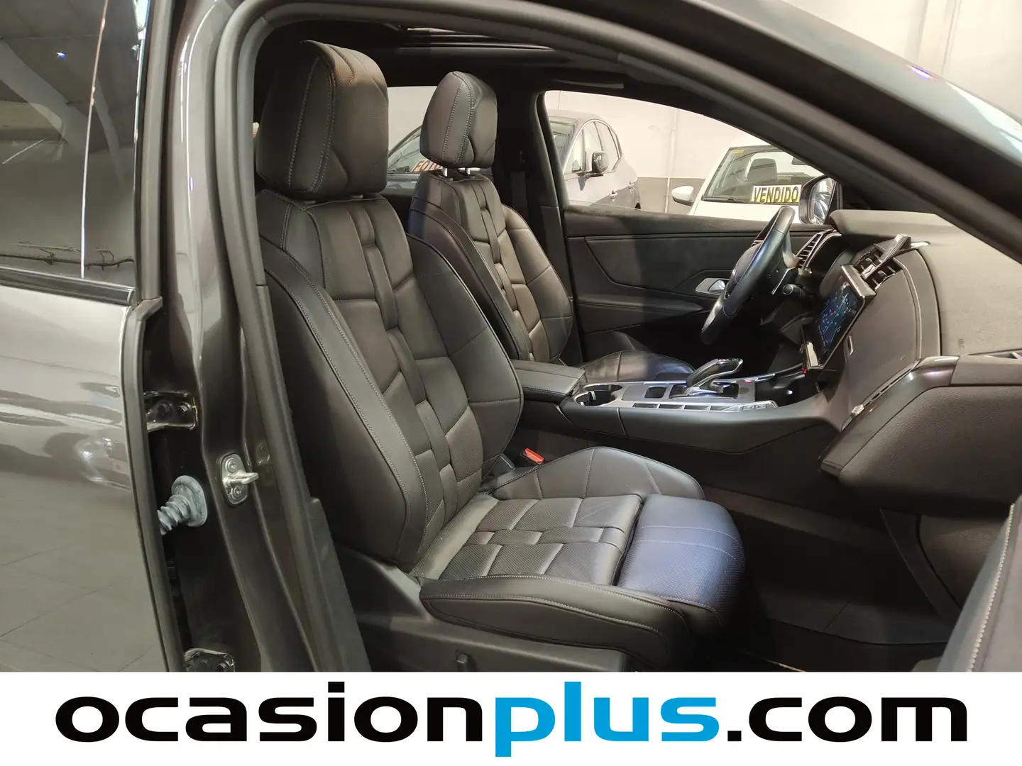 Foto DS DS 7 Crossback DS DS7 Crossback E-Tense 300 Louvre 4WD Auto (300 CV)