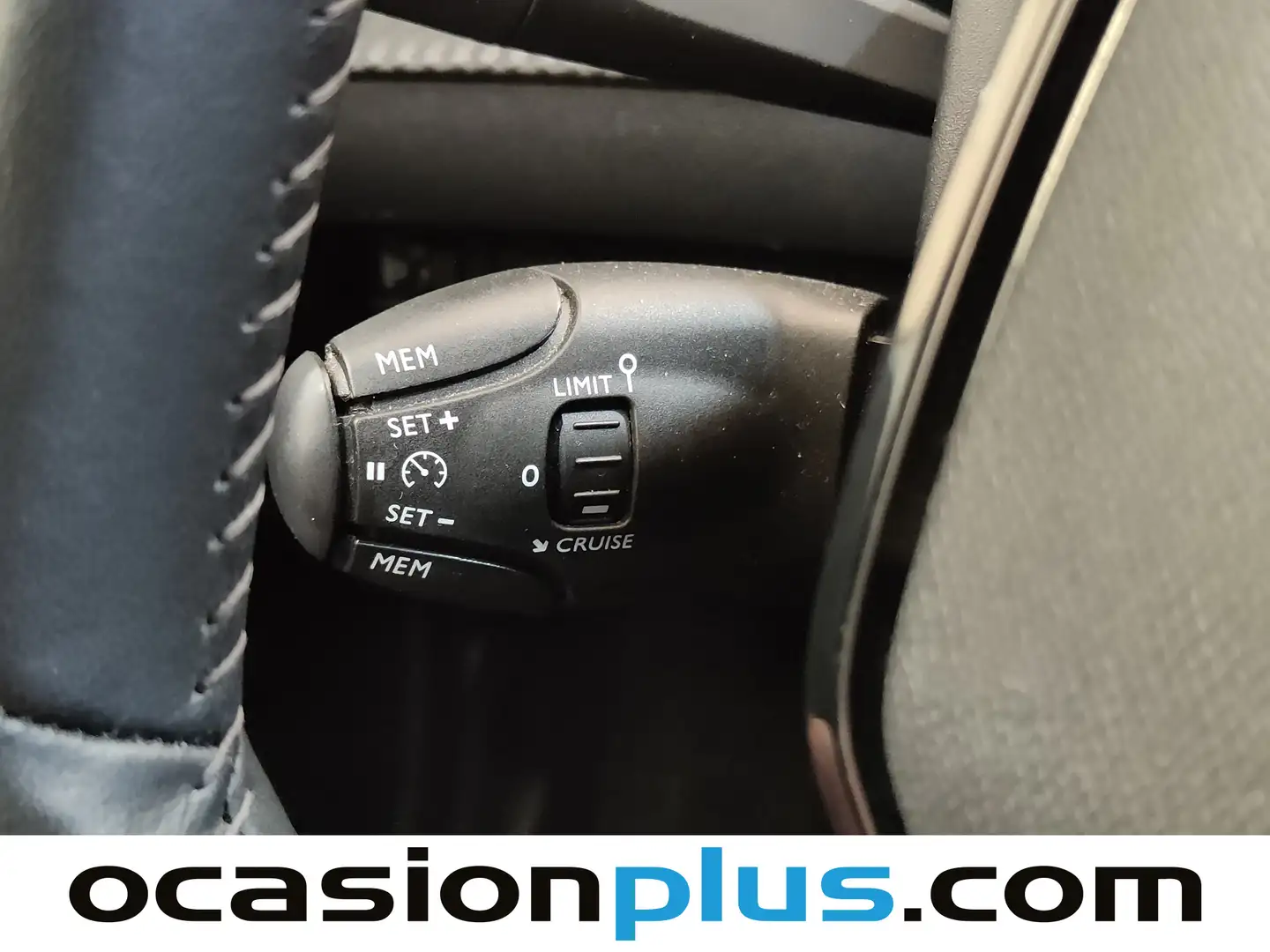 Foto Peugeot 2008 Peugeot 2008 PureTech 100 S&S Allure (100 CV)