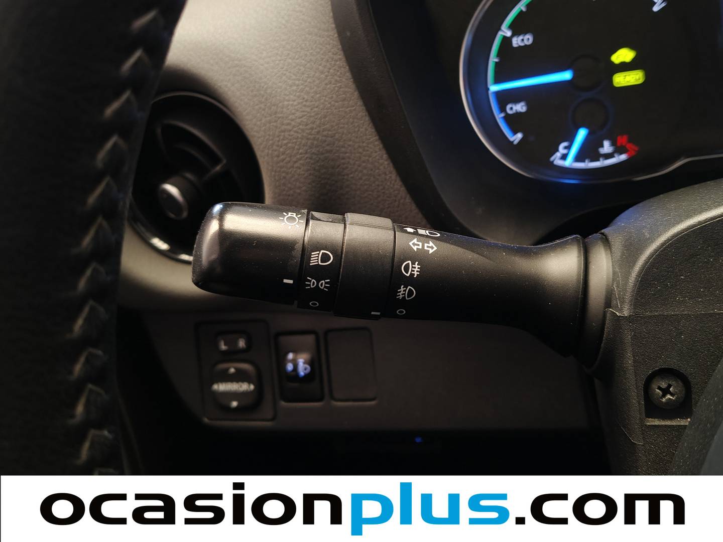 Equipamiento del Toyota Yaris Toyota Yaris 1.5 100H Active (100 CV)
