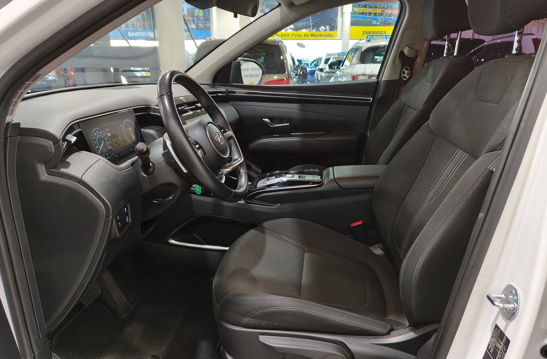 Hyundai Tucson 1.6 T-GDi HEV Maxx - foto 9