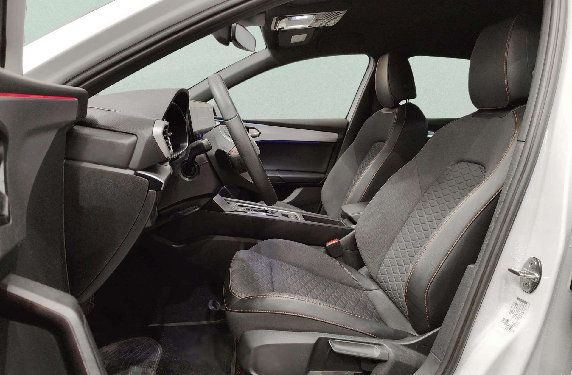 SEAT León 1.0 eTSI FR 25 Aniversario DSG - foto 13