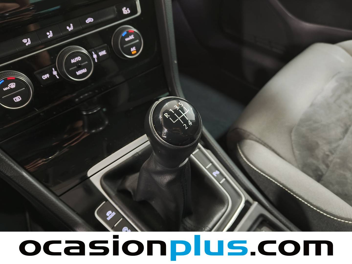 Foto Volkswagen Golf Volkswagen Golf 1.6 TDI BMT (110 CV) PACK R-LINE