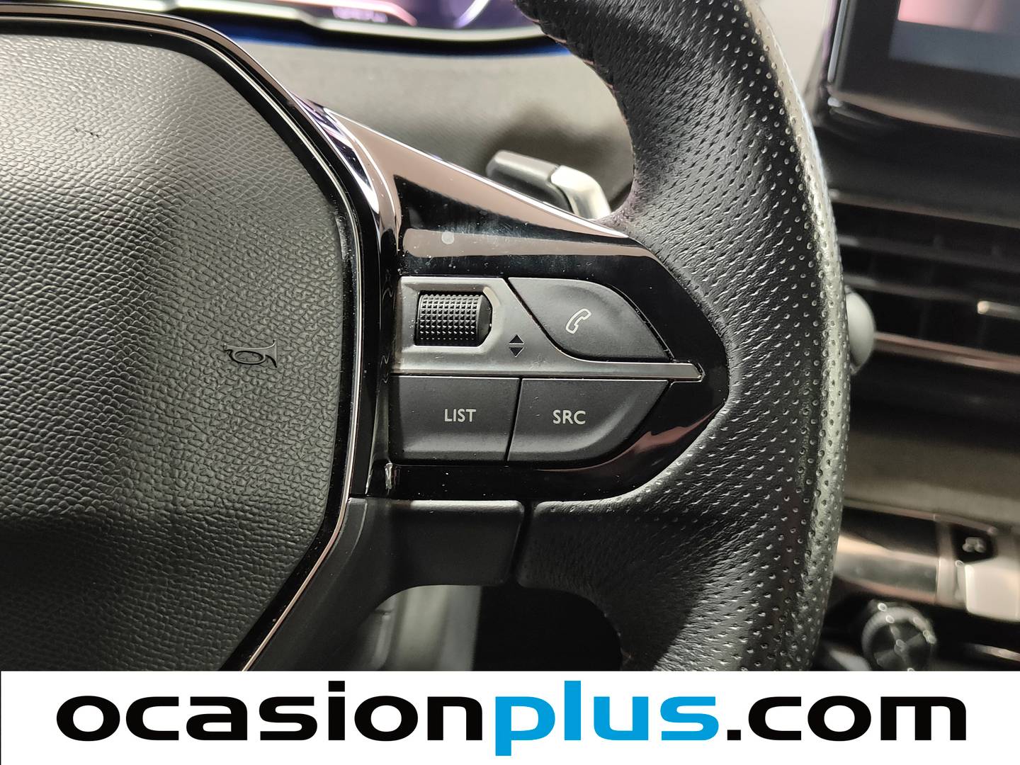 Foto Peugeot 3008 Peugeot 3008 PureTech 130 S&S GT EAT8 (130 CV)