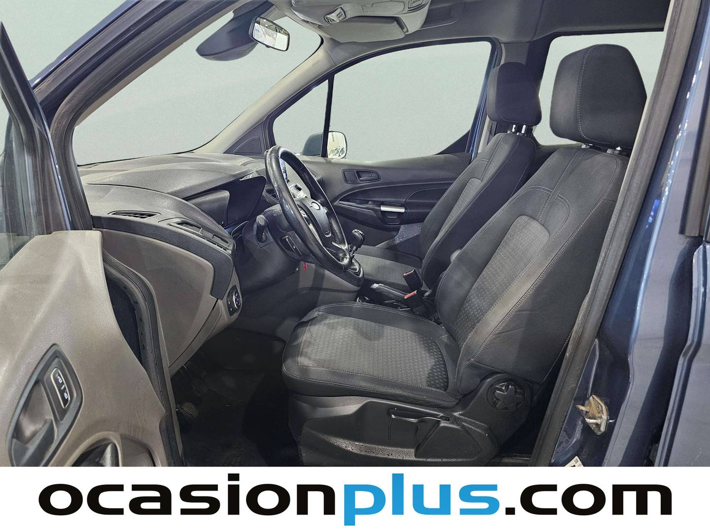 Foto asientos delanteros Ford Transit Connect Ford Transit Connect Kombi 1.5 TDCI Trend 220 L1 (100 CV)
