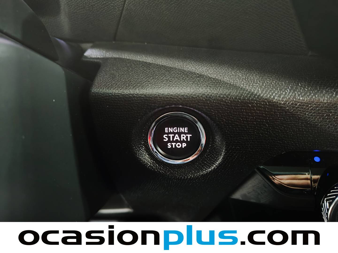 Foto Citroën C4 X Citroen C4 X PureTech 130 S&S Plus EAT8 (131 CV)