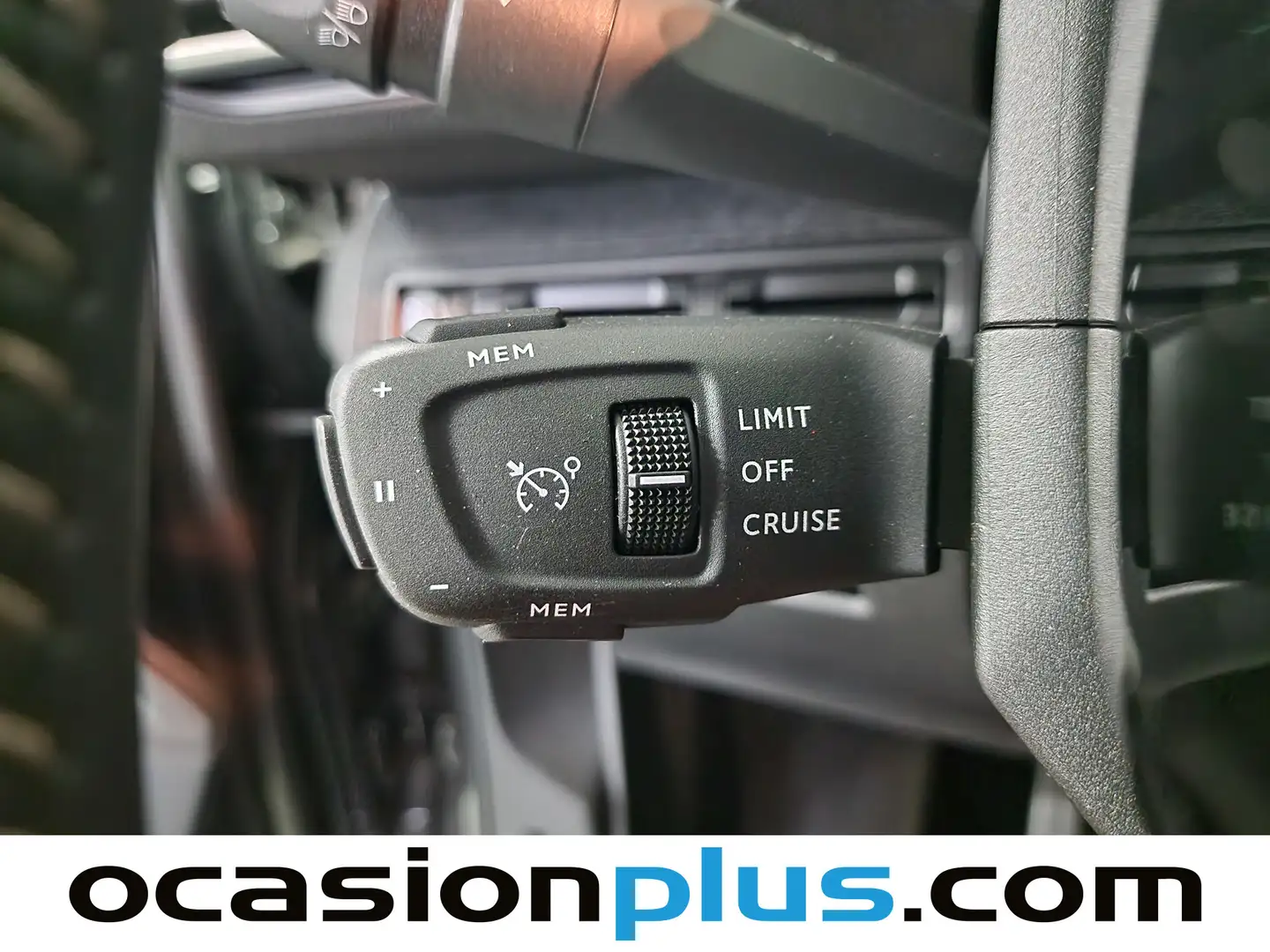 Foto Peugeot 3008 Peugeot 3008 BlueHDi 130 S&S Active Pack (130 CV)