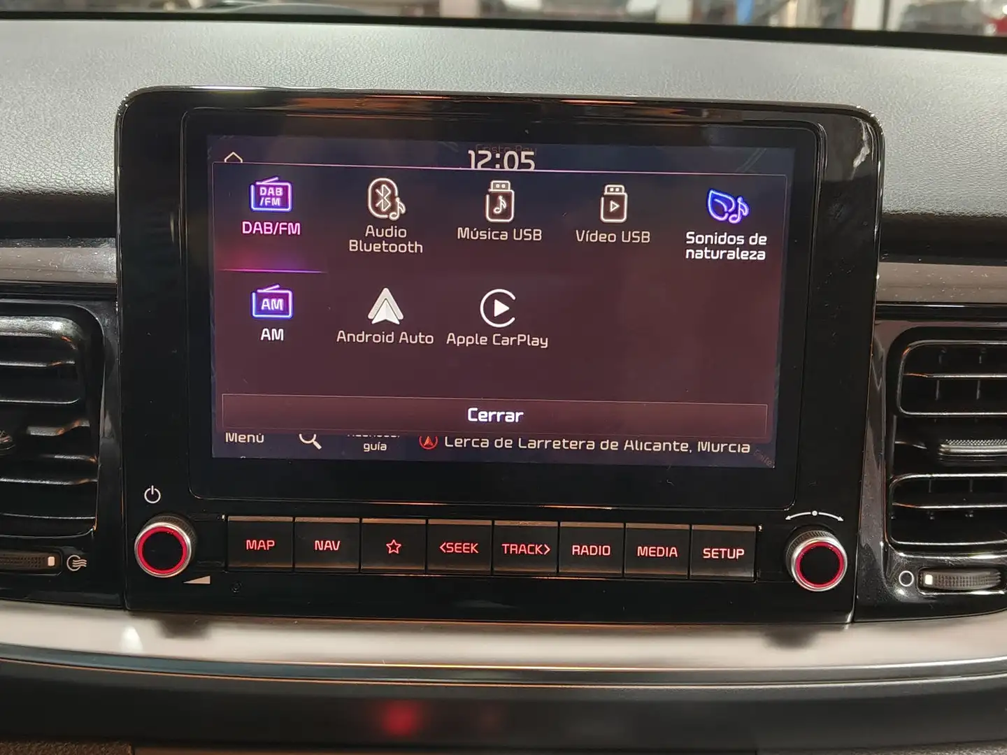 Foto KIA Stonic Kia Stonic 1.0 T-GDi MHEV Drive DCT (120 CV)