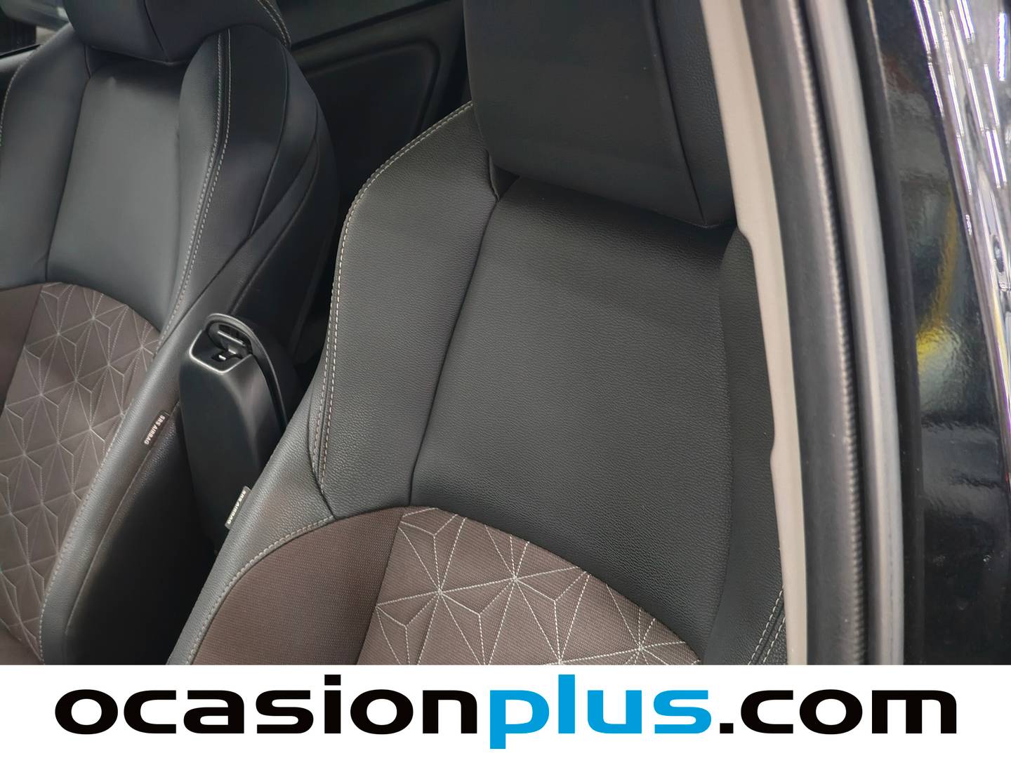 Equipamiento del Toyota Yaris Cross Toyota Yaris Cross 120H Style (116 CV)