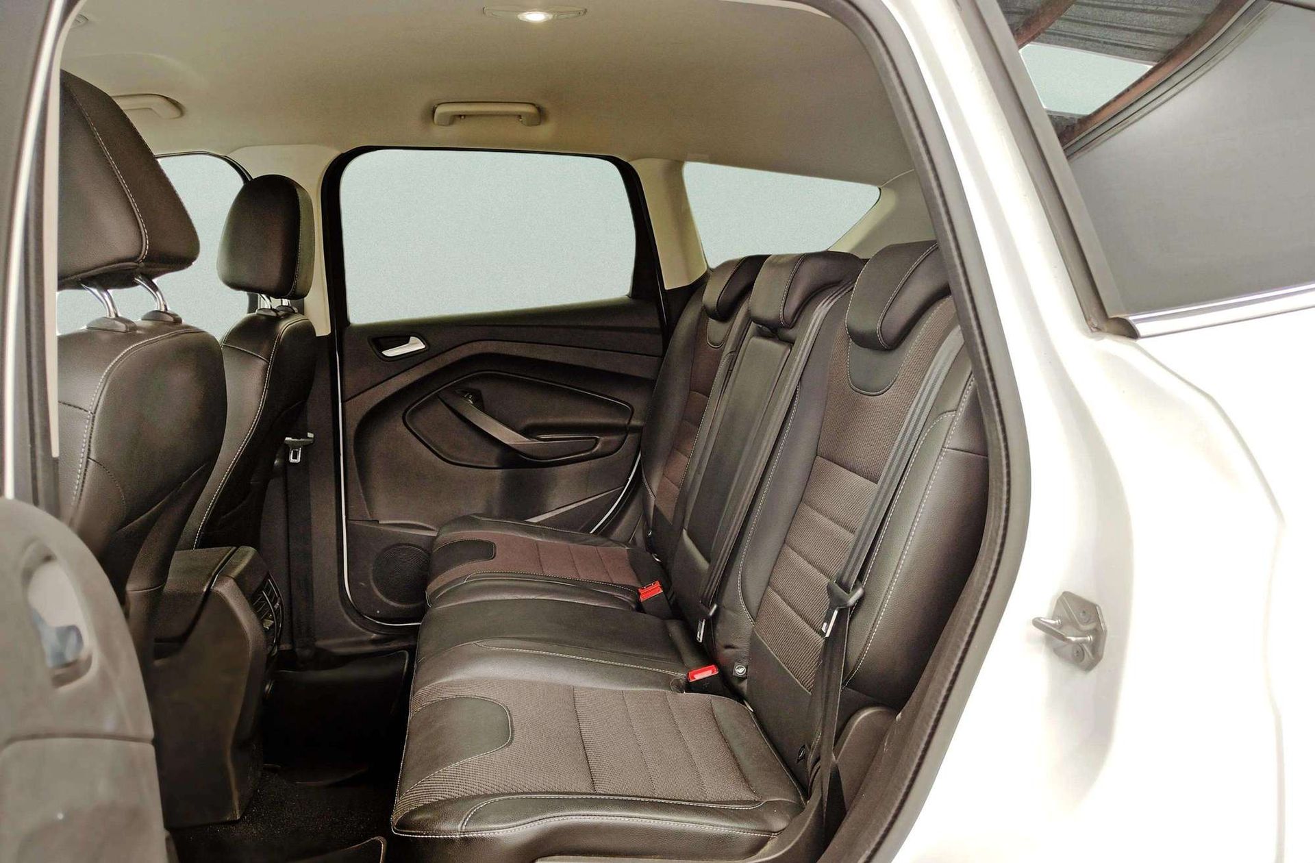 Ford Kuga 1.5 EcoBoost Titanium 4x2 - foto 10