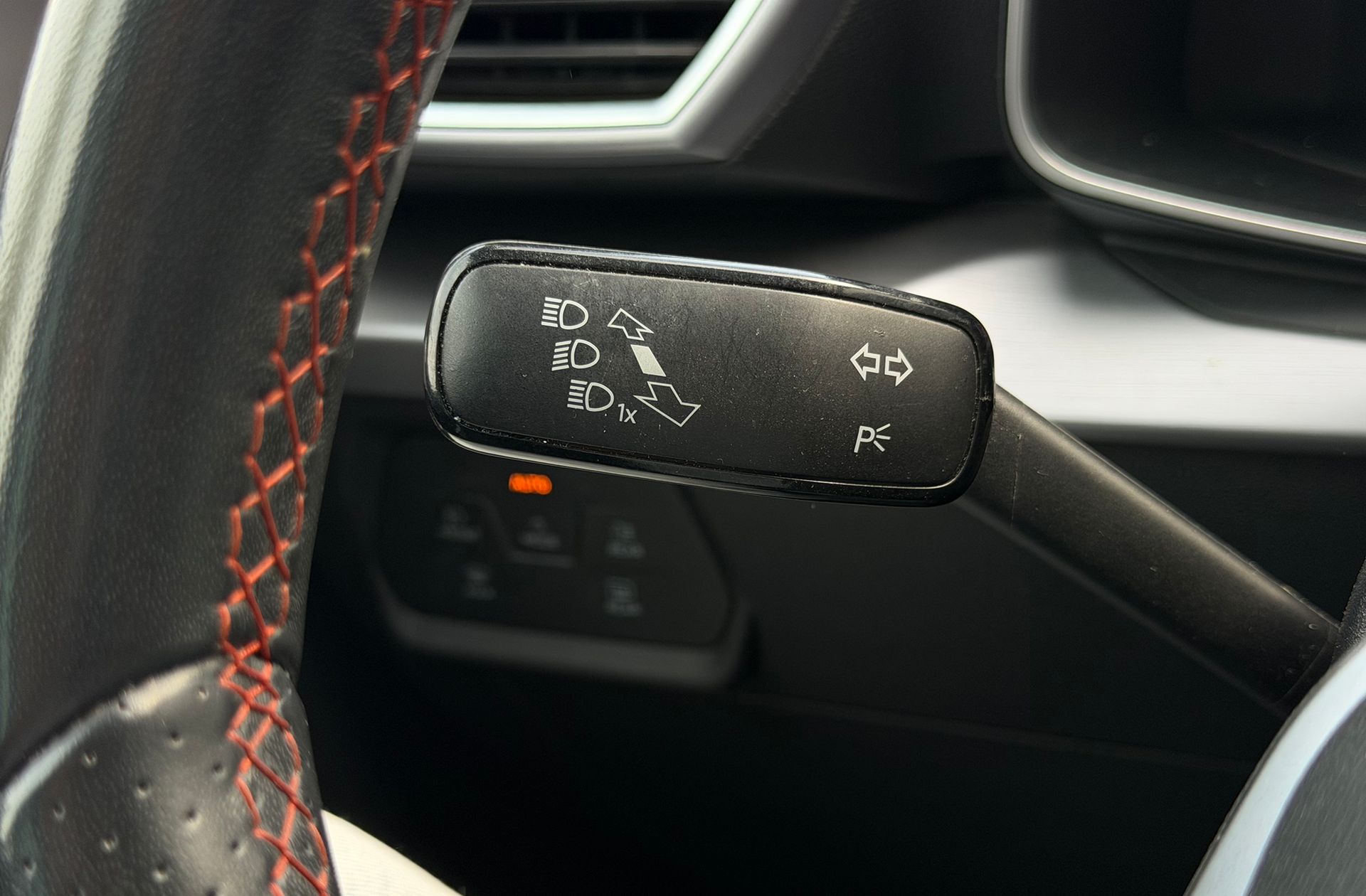 SEAT León 1.0 TSI FR 25 Aniversario - foto 27
