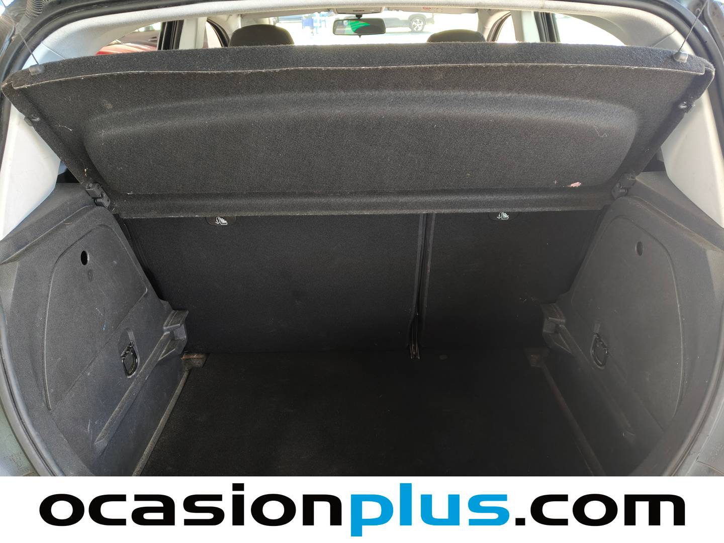 Fotos maletero Opel Corsa Opel Corsa 1.4 Selective (90 CV)