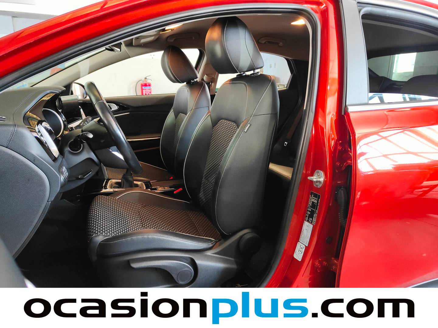 Foto asientos delanteros KIA XCeed KIA XCeed 1.5 MHEV iMT Tech (160 CV)