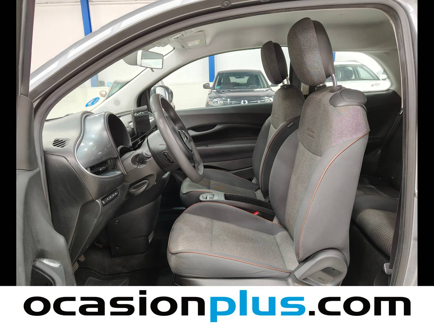 Foto asientos delanteros Fiat 500 Fiat 500 Electrico Icon Hb 320km (118 CV)