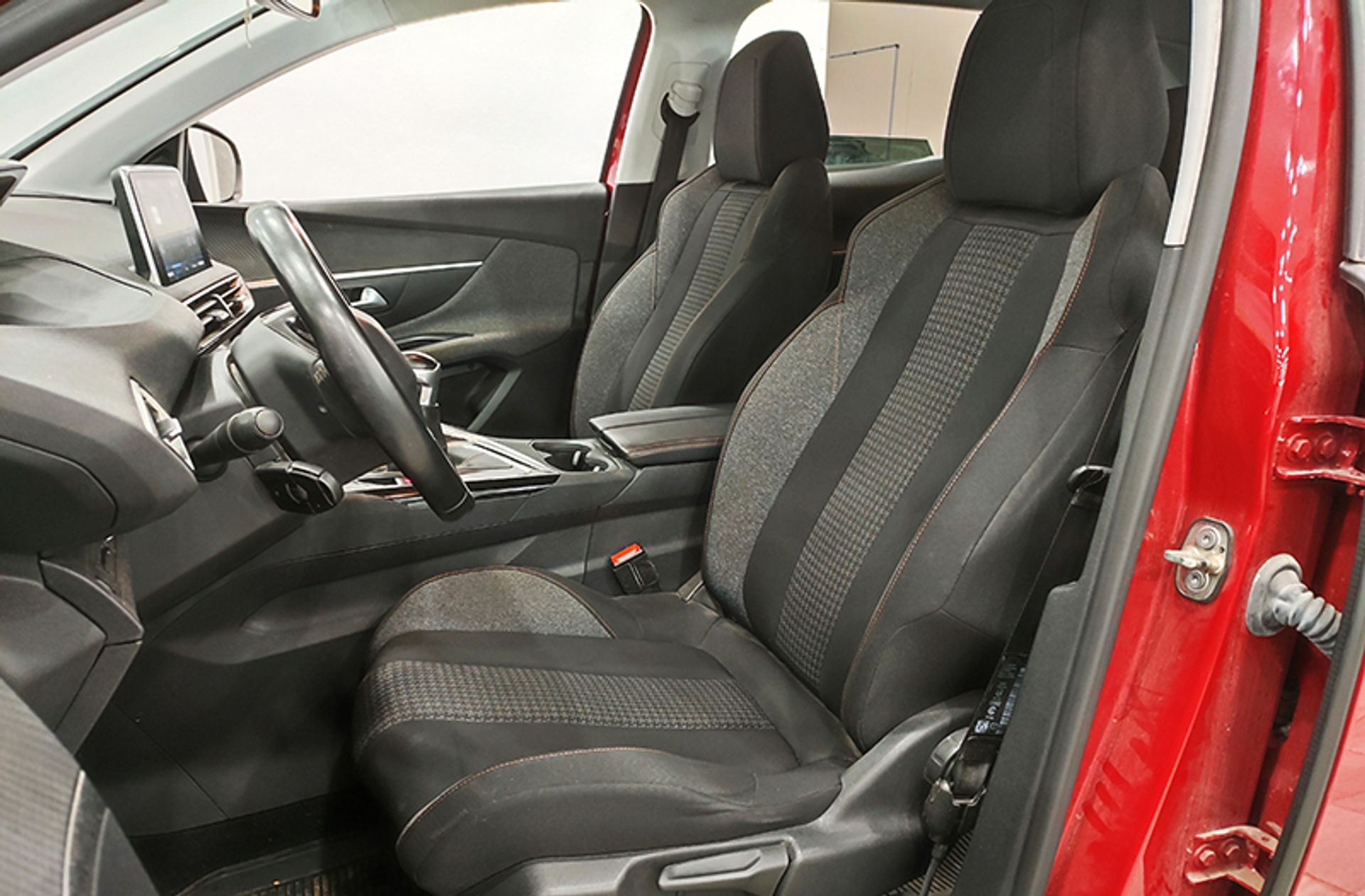 Peugeot 3008 SUV PureTech 130 Active - foto 10