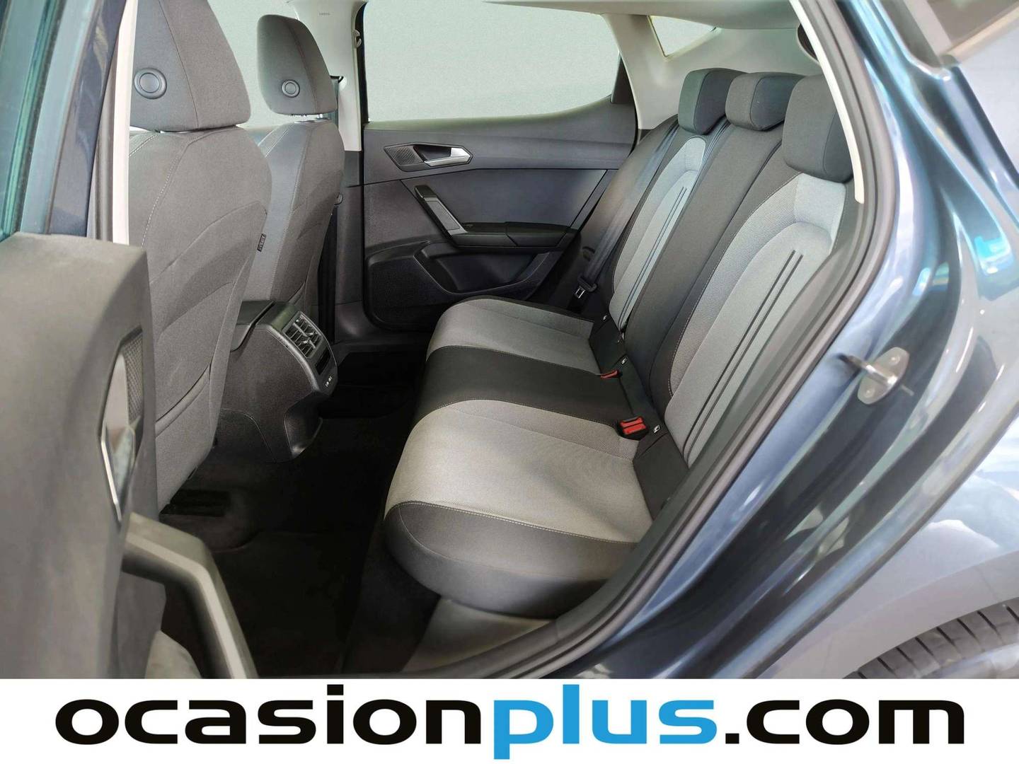 Foto asientos traseros Seat León Seat León 1.5 TSI S&S Style XL (130 CV)