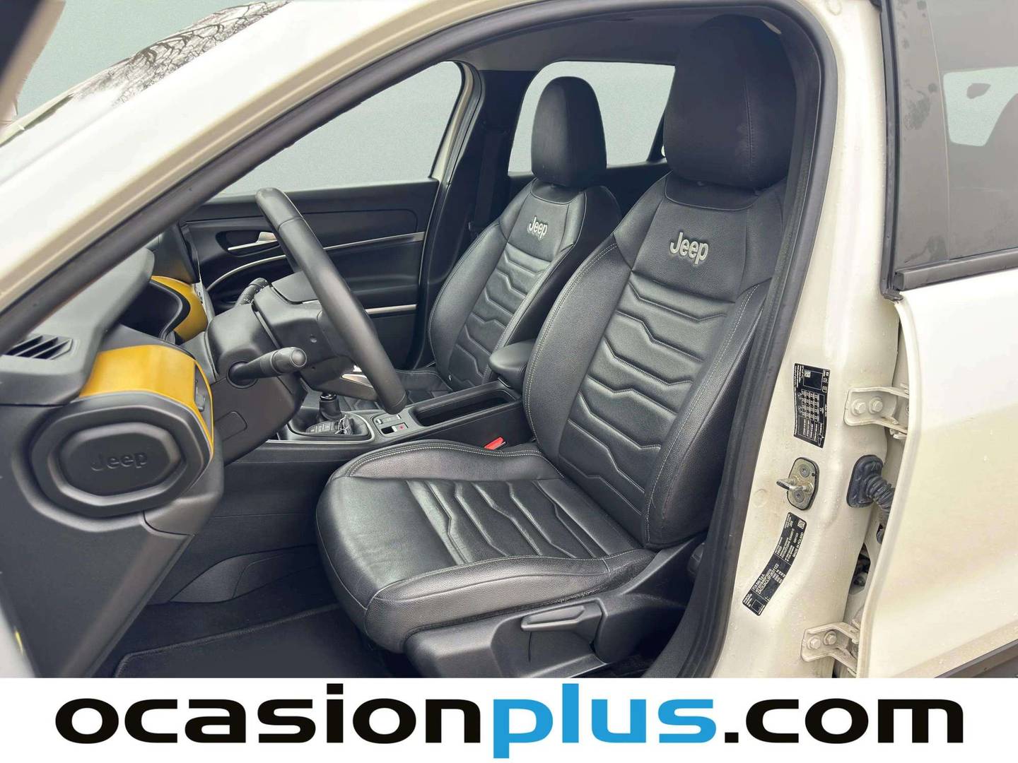 Foto asientos delanteros Jeep Avenger Jeep Avenger 1.2 G Summit (100 CV)