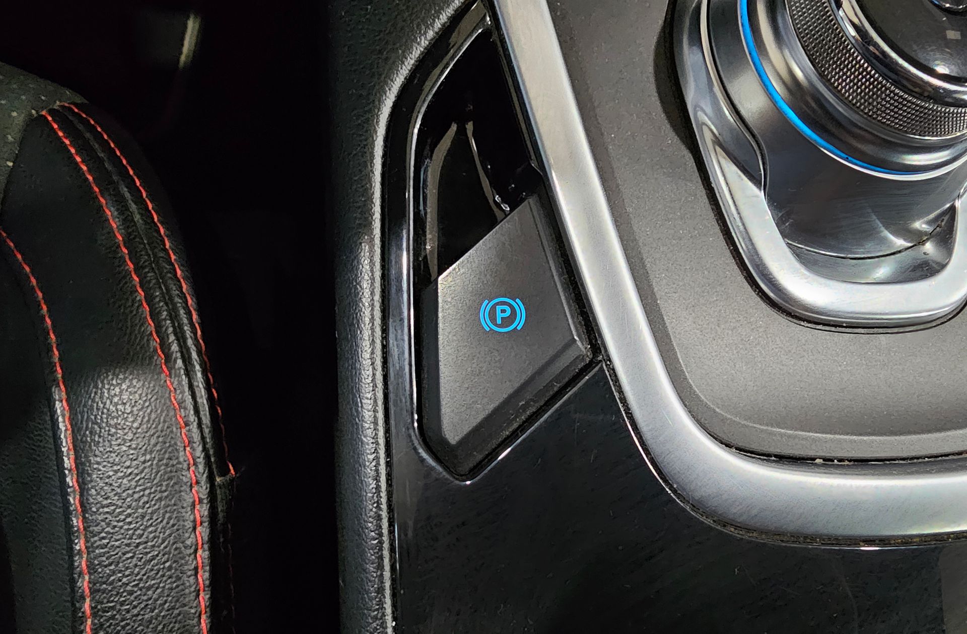 Ford S-Max 2.0 TDCi Panther ST-Line Powershift - foto 37