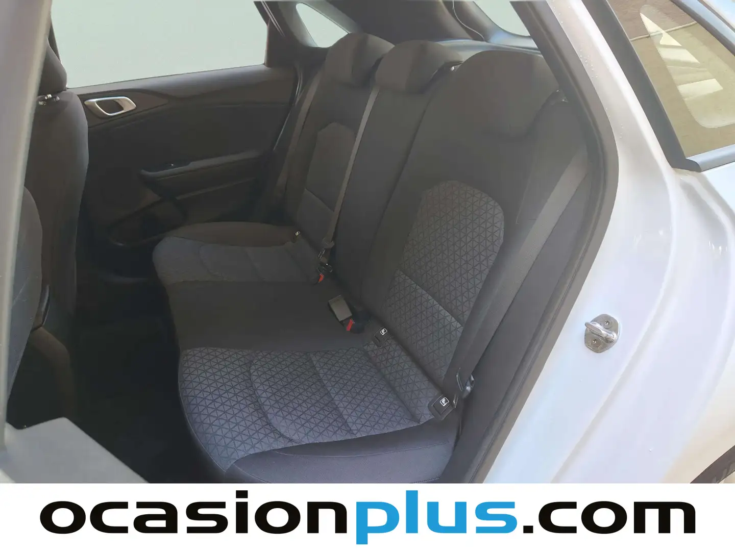 Foto KIA Ceed Kia Ceed 1.0 T-GDi Concept (100 CV)