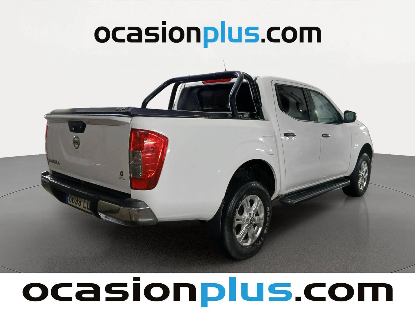 Foto trasera Nissan Navara Nissan Navara PickUp 2.3 dCi Doble Cabina Acenta (163 CV) derecha