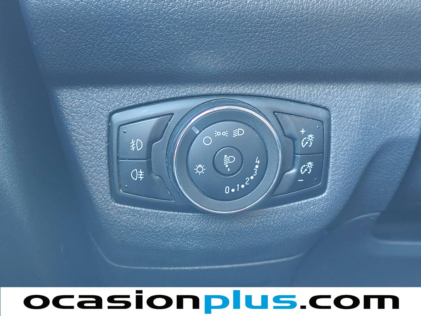 Extras y acabados del Ford Transit Courier Ford Transit Courier Van 1.5 TDCI Trend (75 CV)