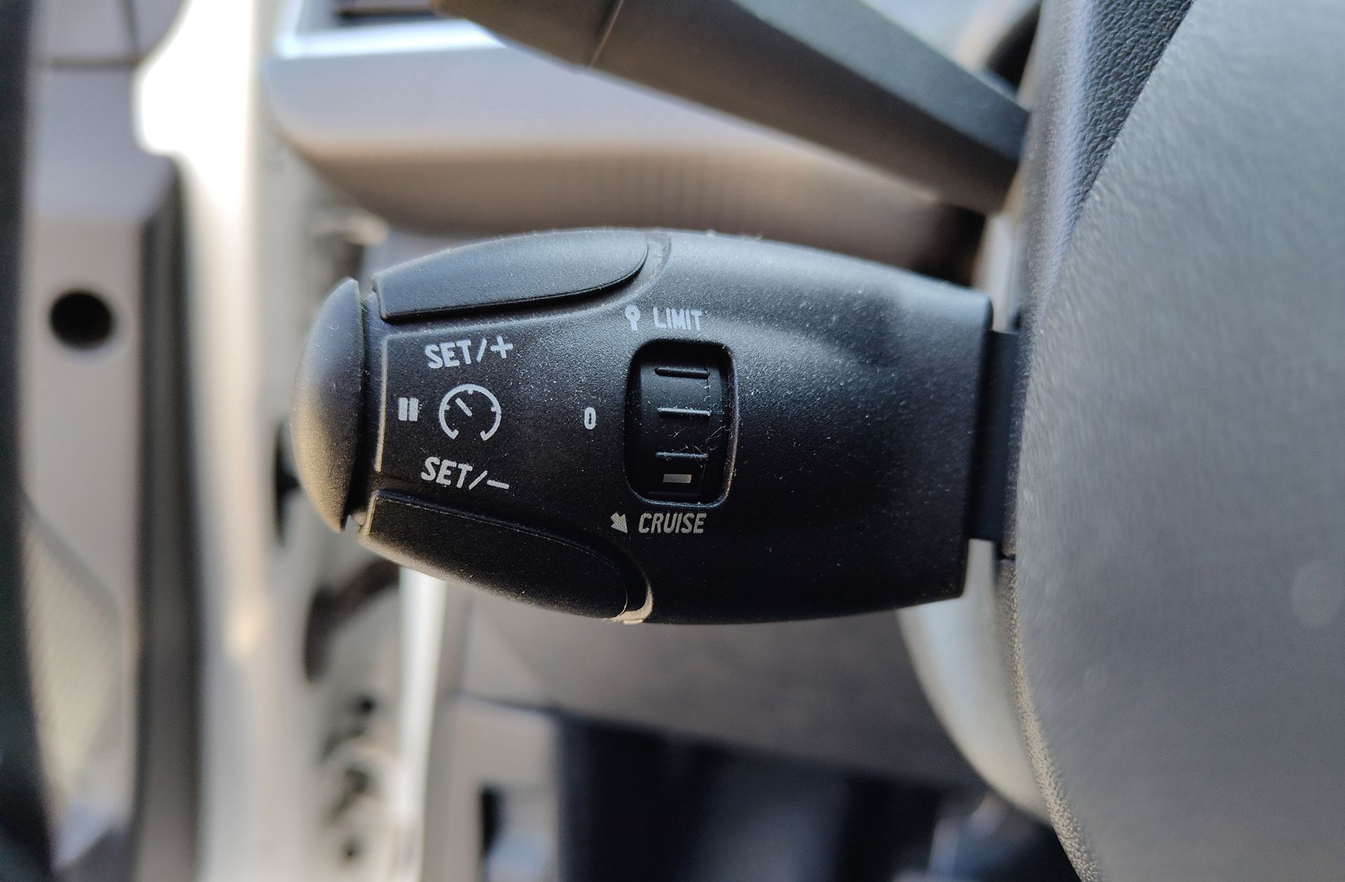 Peugeot 208 PureTech 82 Style - foto 25