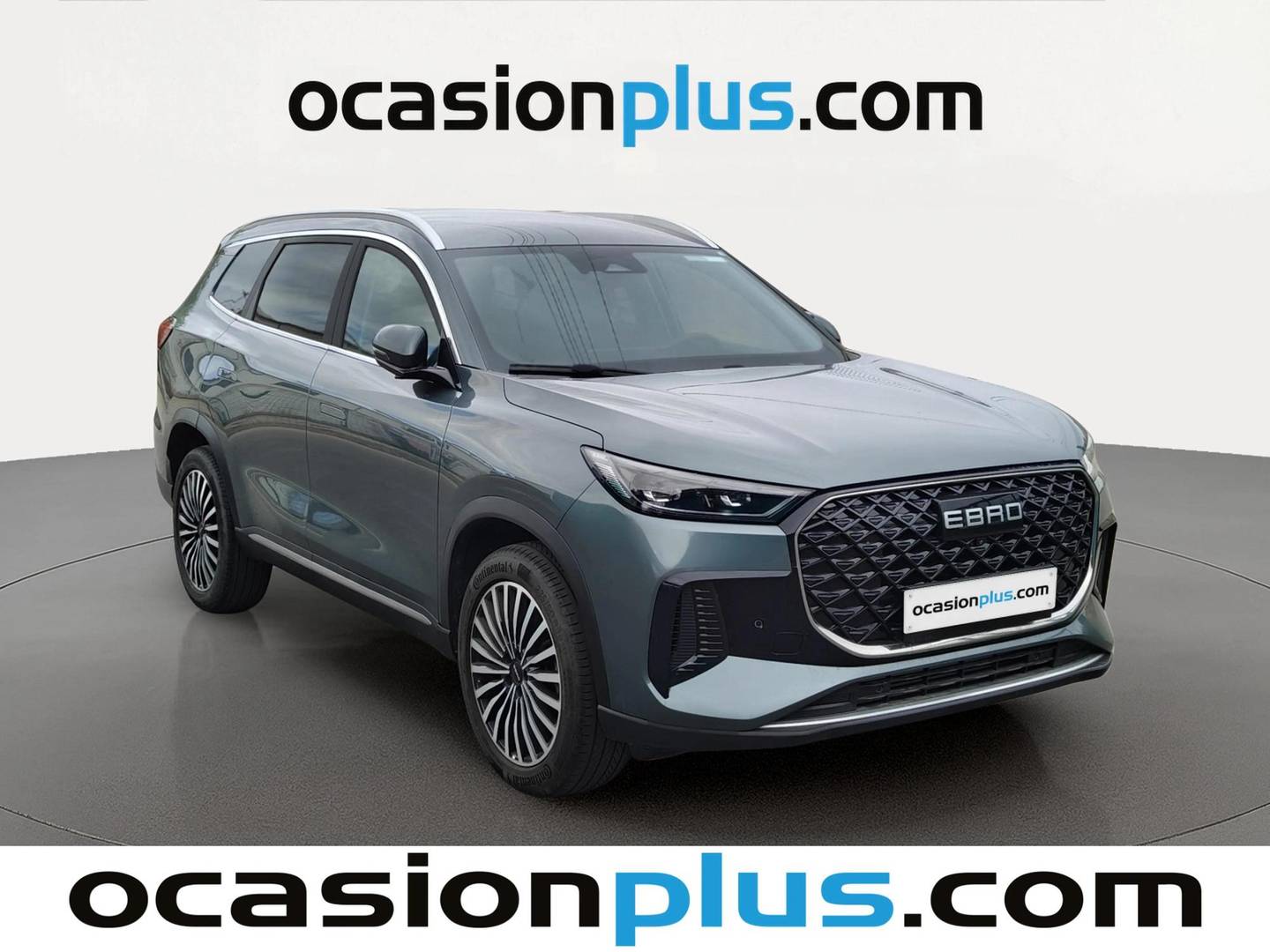 Foto delantera EBRO S800 EBRO S800 1.6 TGDI Premium DCT (147 CV) 7 Plazas derecha
