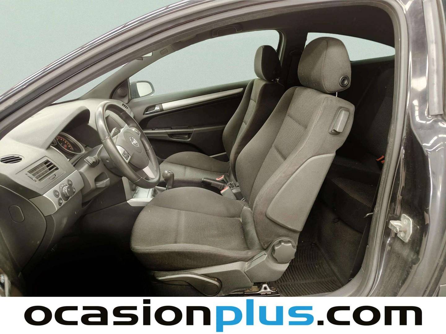 Foto asientos delanteros Opel Astra Opel Astra 1.7 CDTi Sport (100 CV)