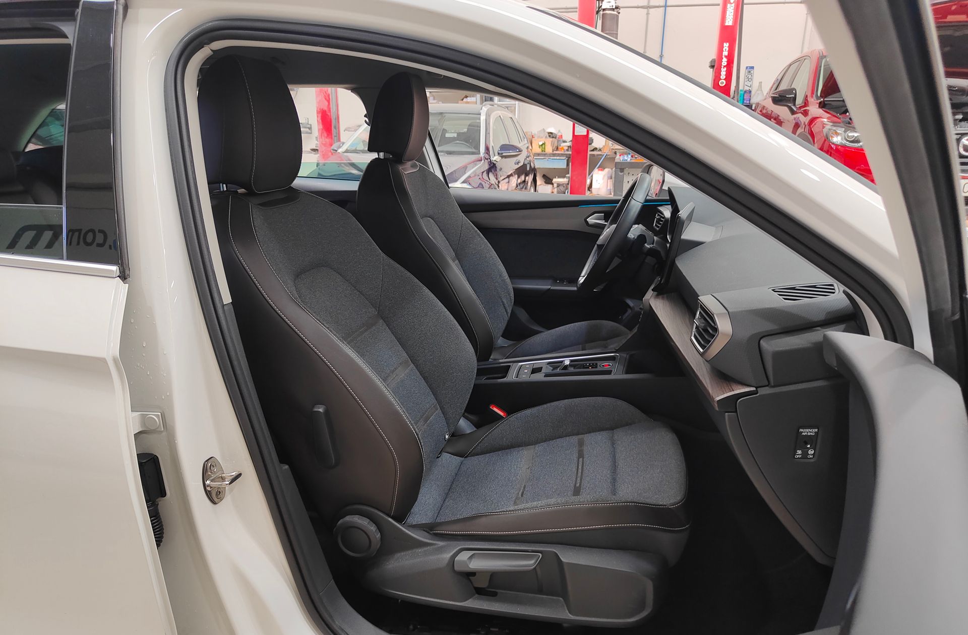 SEAT León ST 1.4 e-Hybrid Xcellence Go L DSG - foto 19