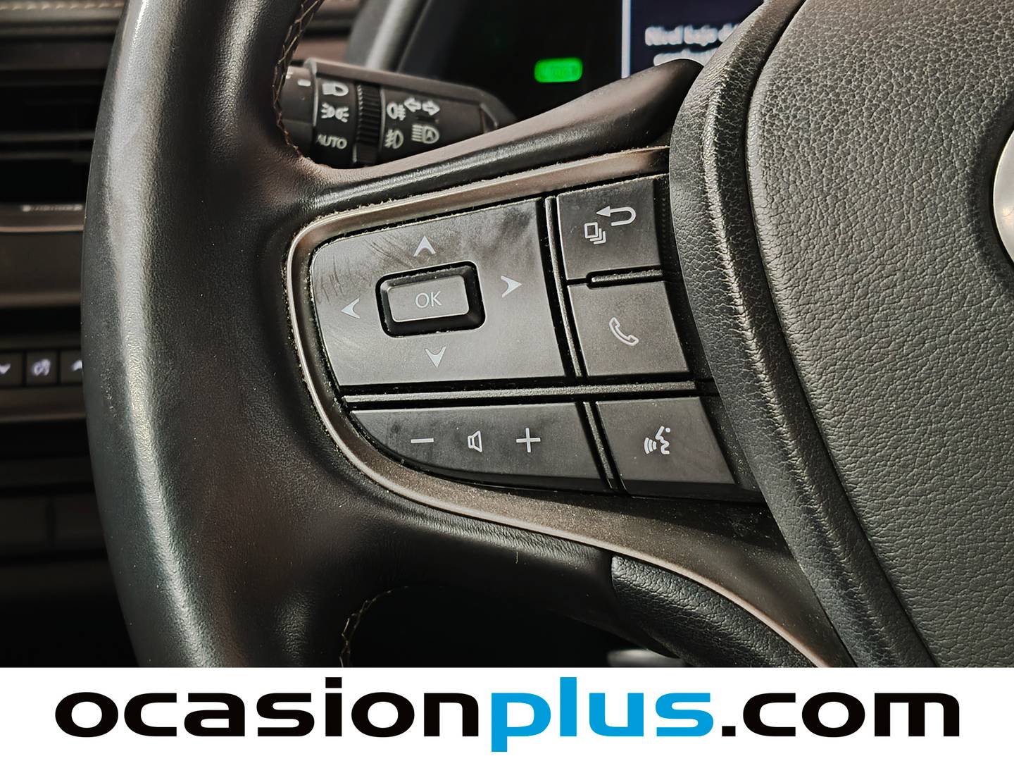 Lexus UX Lexus UX 250h Business 2WD (184 CV) de ocasión