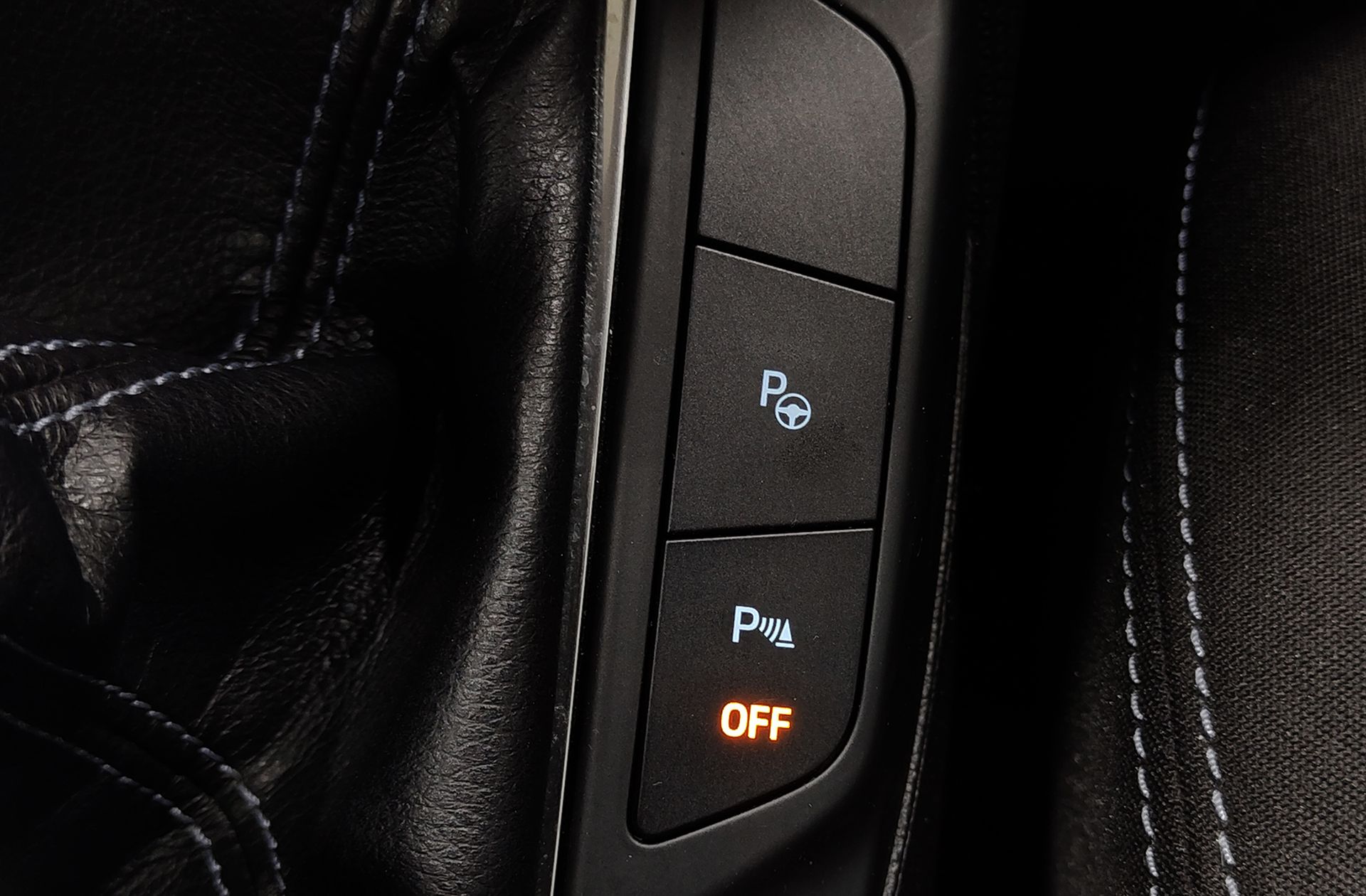 Ford Focus 1.0 EcoBoost Active - foto 11