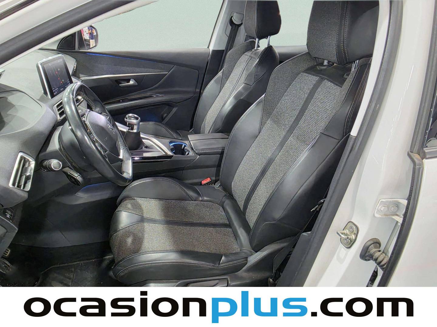 Foto asientos delanteros Peugeot 3008 Peugeot 3008 BlueHDI 130 S&S Allure (130 CV)