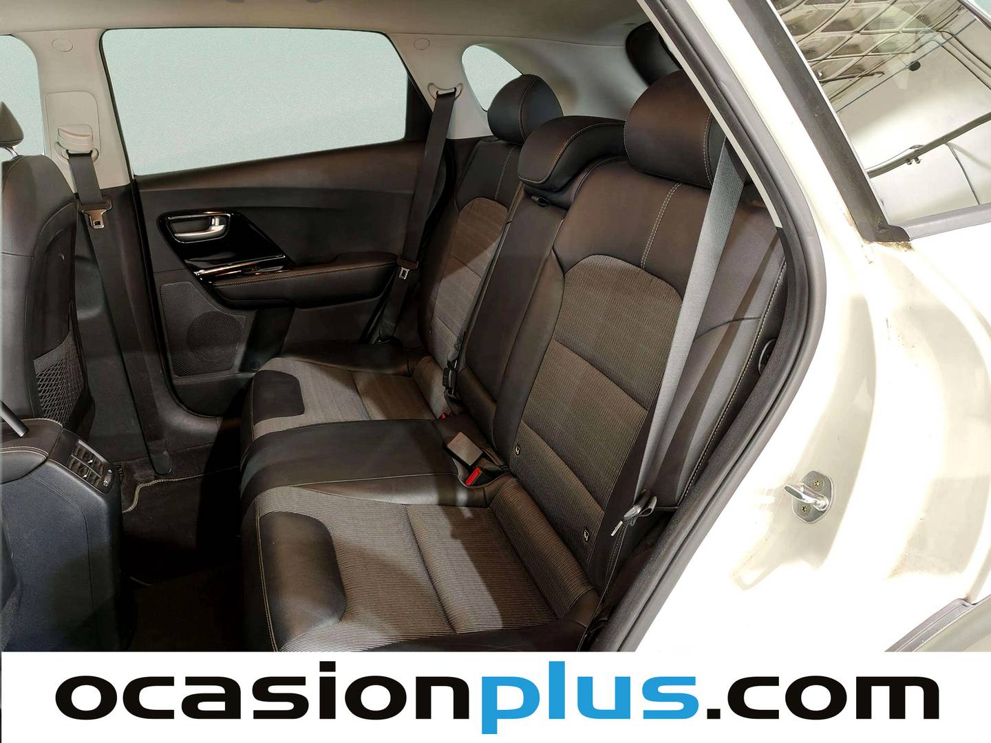 Foto asientos traseros KIA Niro Kia Niro 1.6 GDi HEV Híbrido Emotion (141 CV)