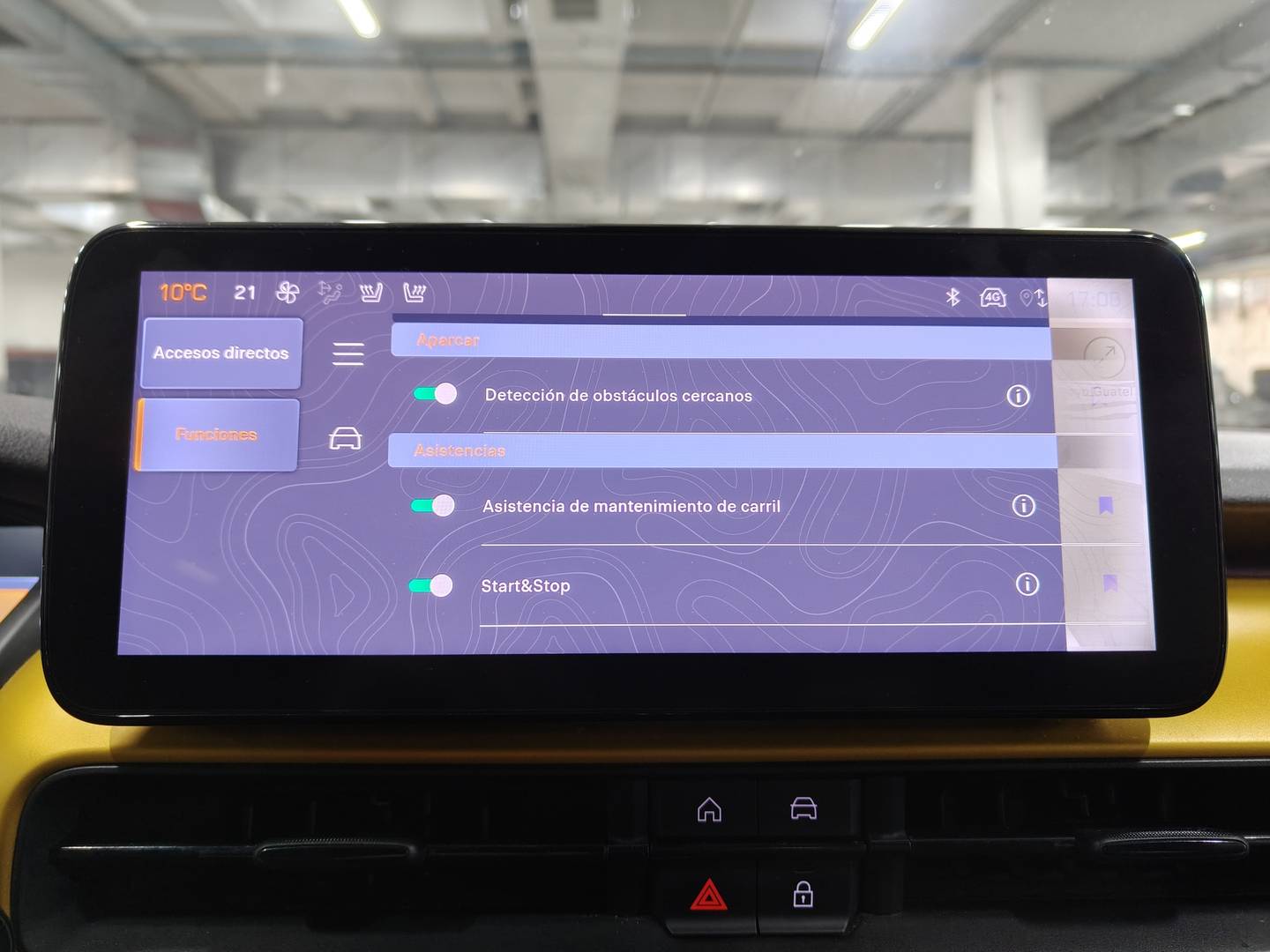 Foto Jeep Avenger Jeep Avenger 1.2 G Summit (100 CV)