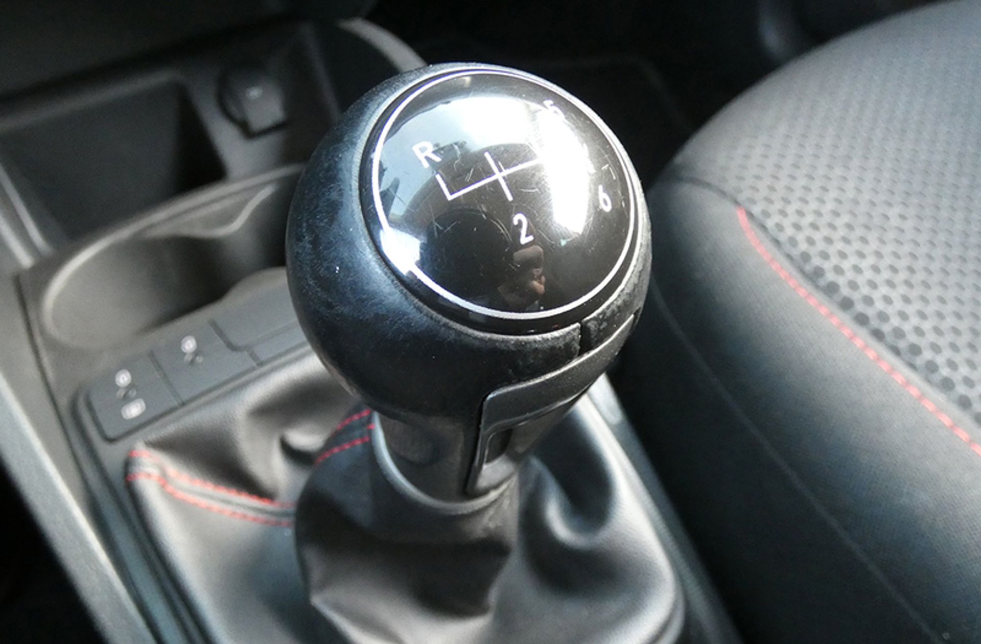 SEAT Ibiza SC SC 2.0 TDI FR - foto 5