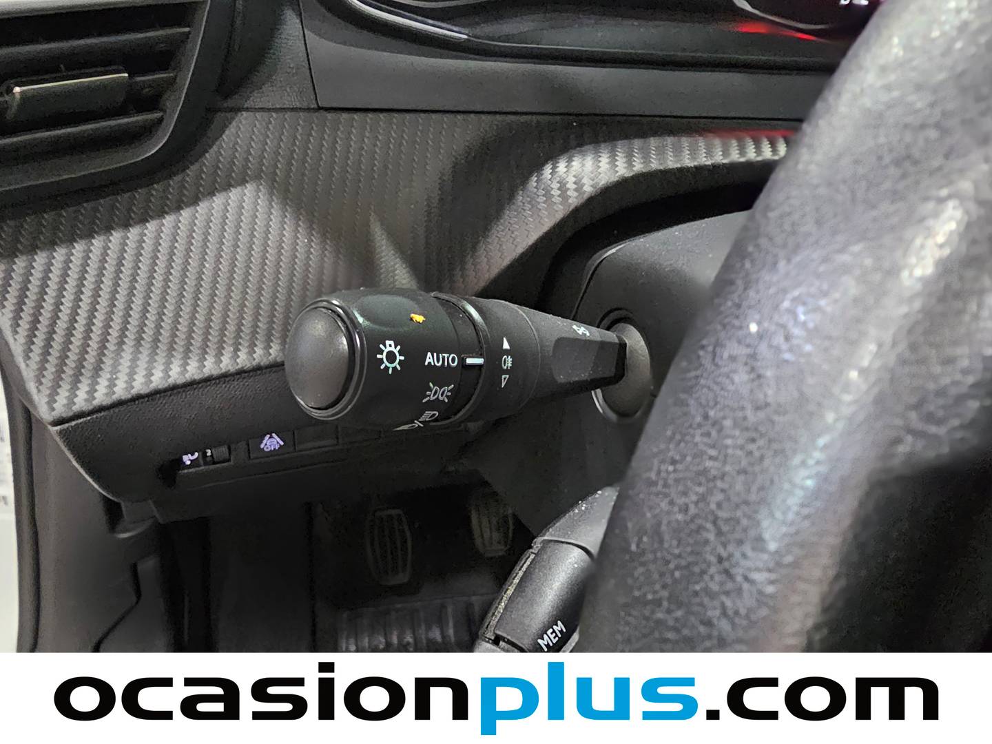 Foto Peugeot 2008 Peugeot 2008 PureTech 100 S&S Allure (100 CV)