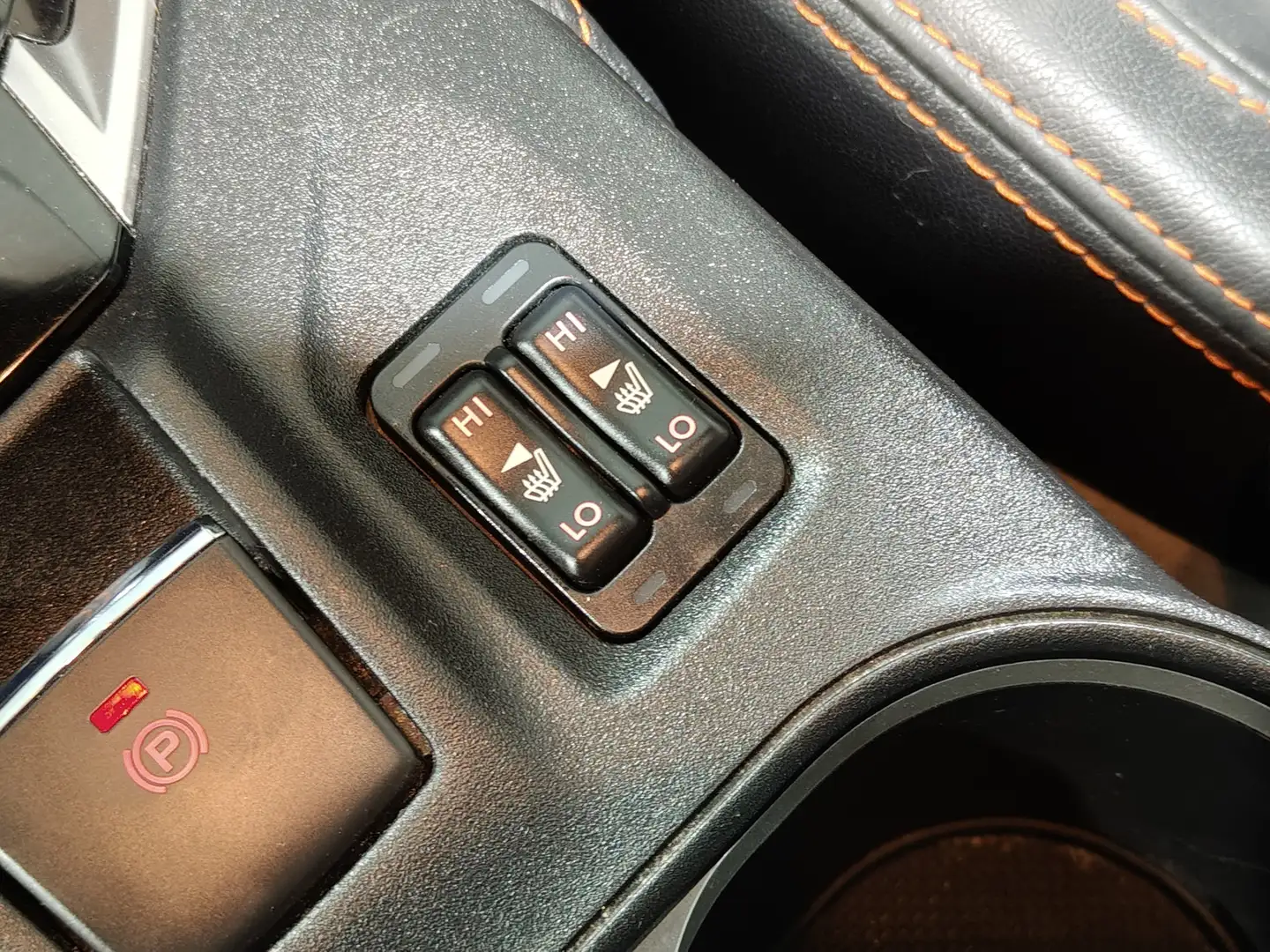 Foto Subaru XV Subaru XV 2.0i Hybrid Executive Plus CVT (150 CV)