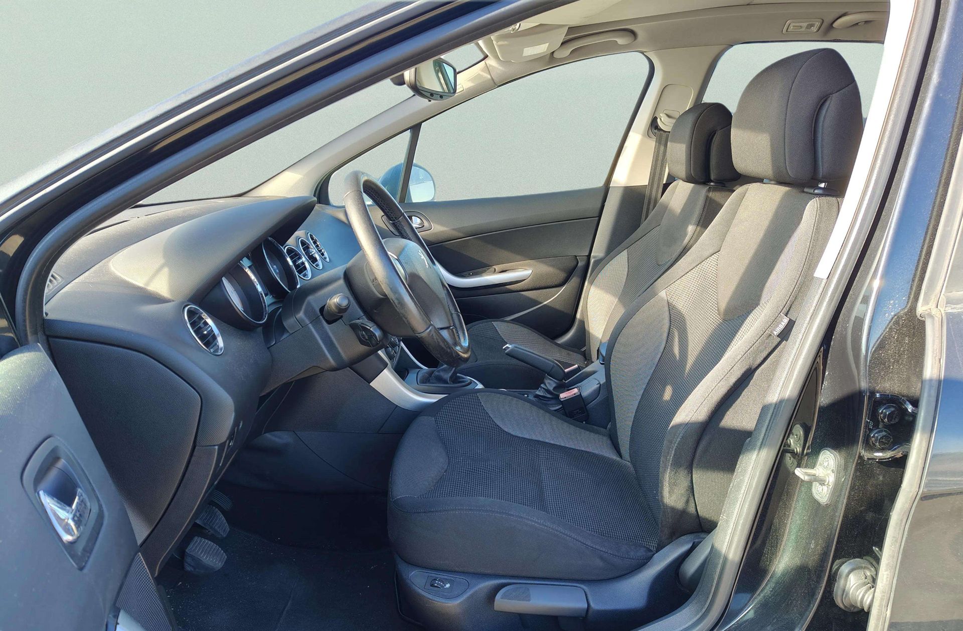 Peugeot 308 THP 150 Premium - foto 9