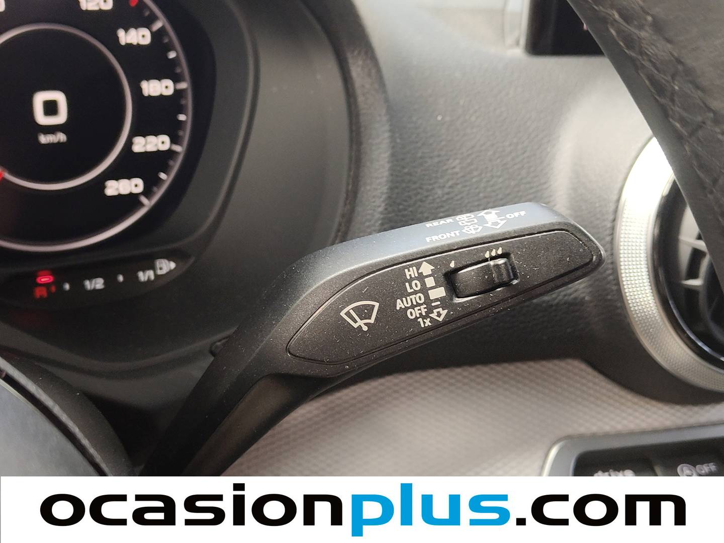 Paquetes del Audi Q2 Audi Q2 Black line 35 TFSI (150 CV) Pack S-Line