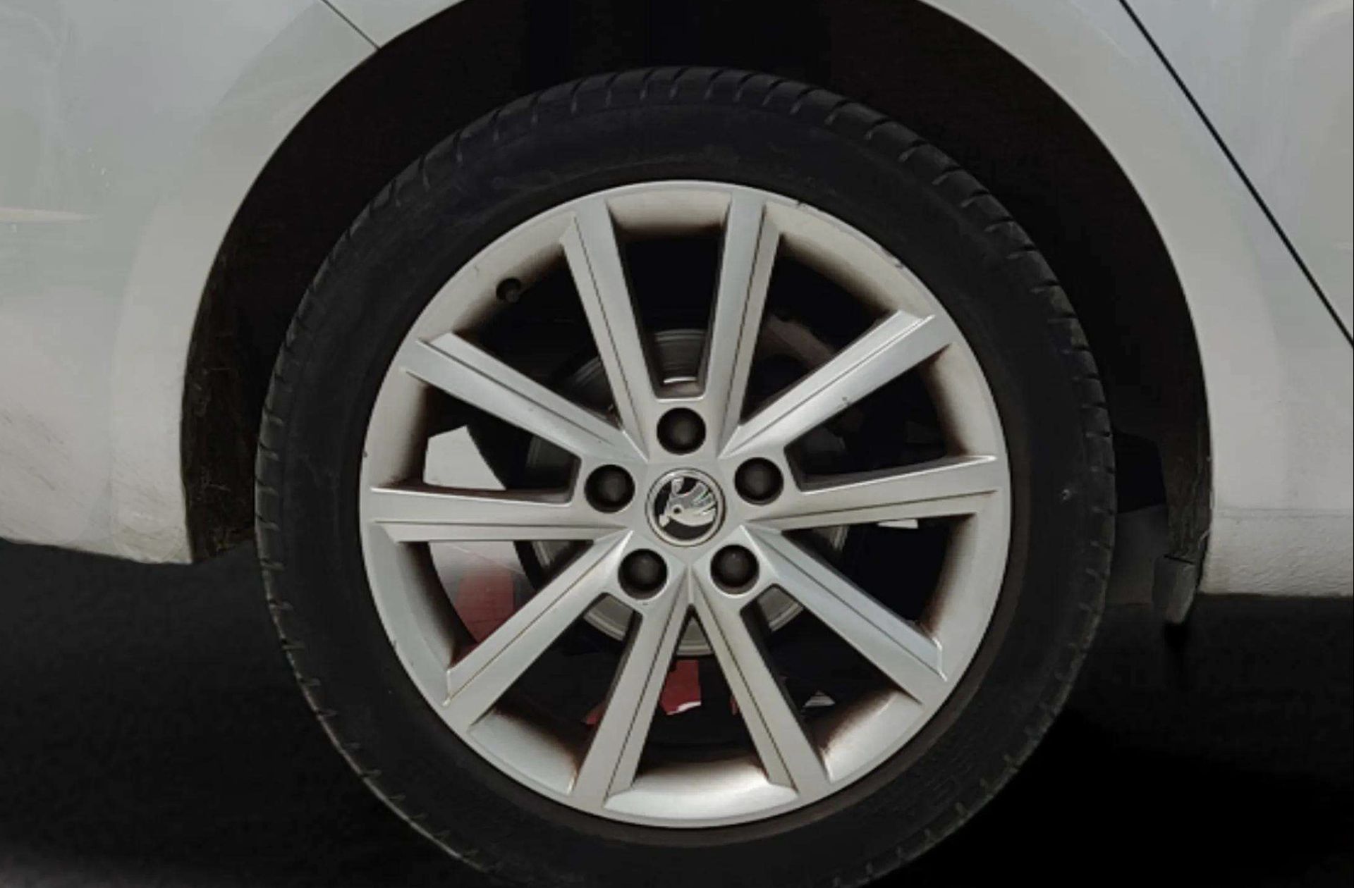 Škoda Octavia 1.6 TDI CR Like DSG - foto 31